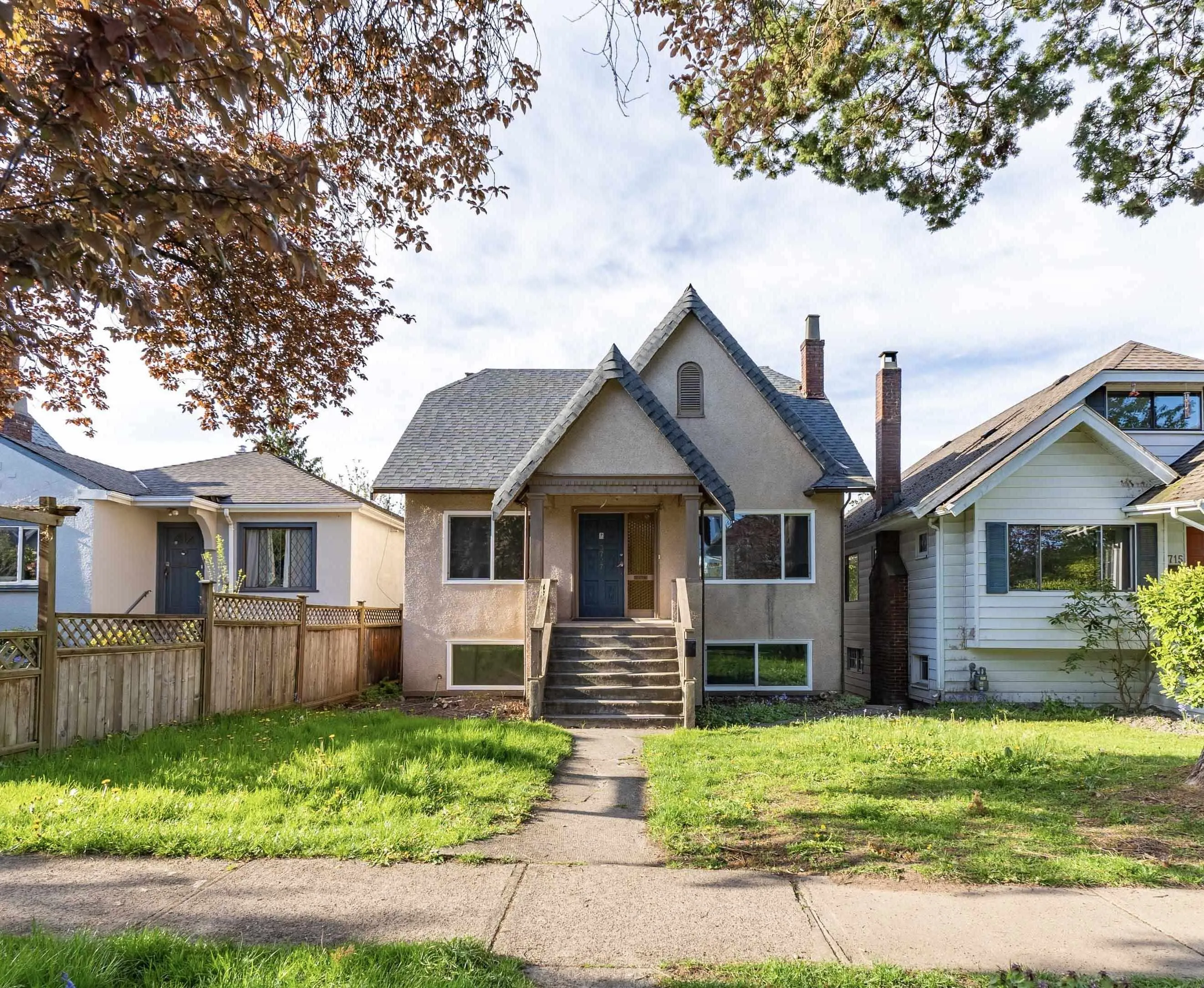 3727 W 20th Avenue