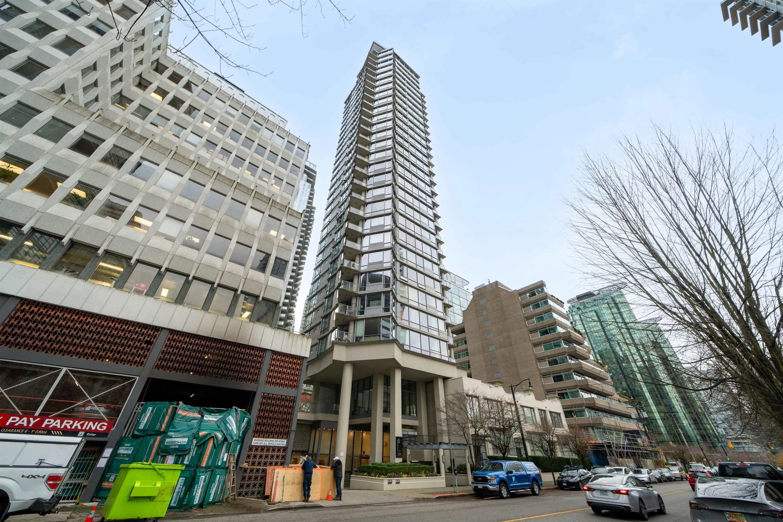 2901 1228 W Hastings Street