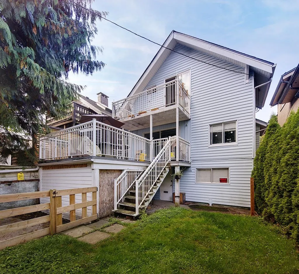 2318 Macdonald Street