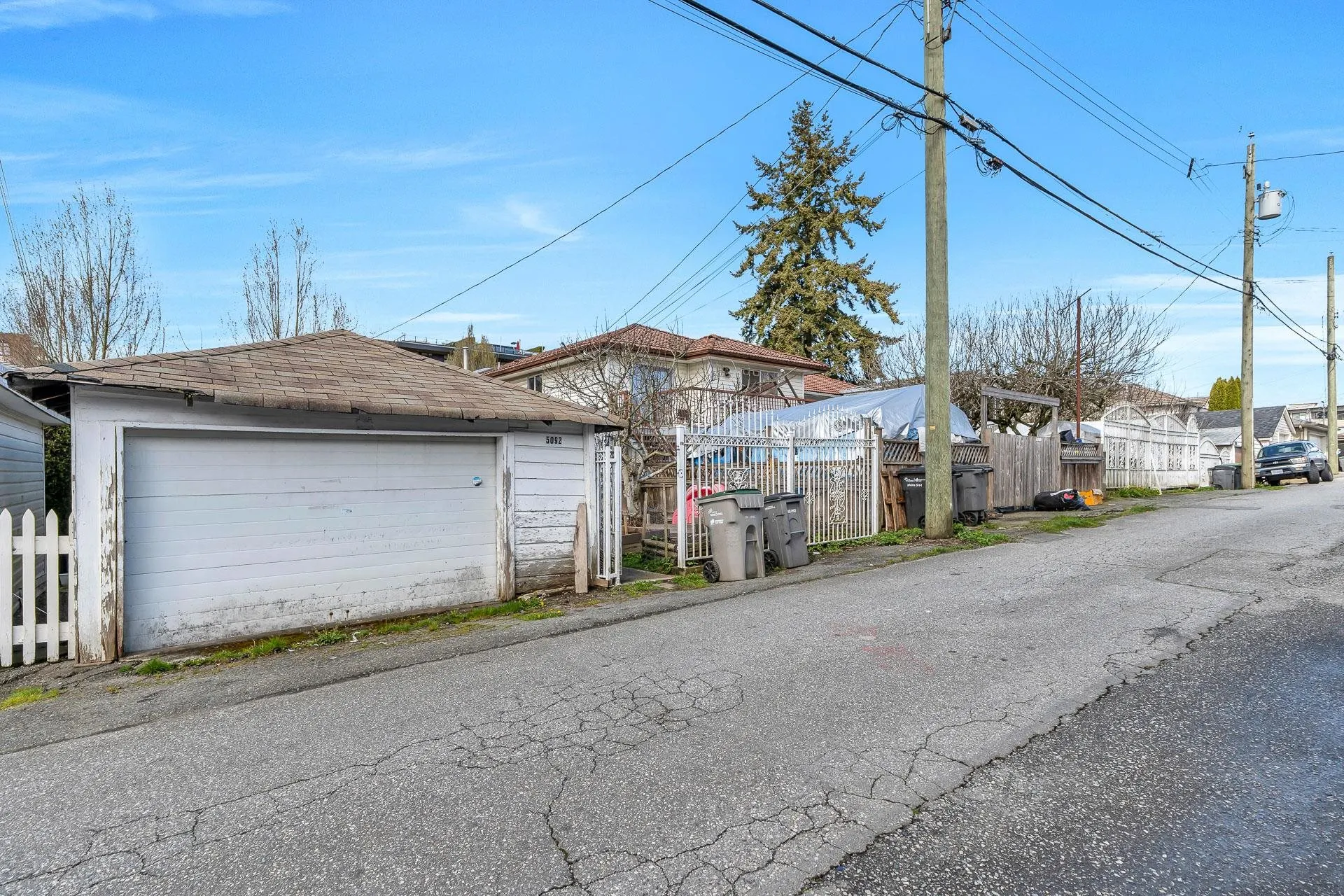 5092 Main Street