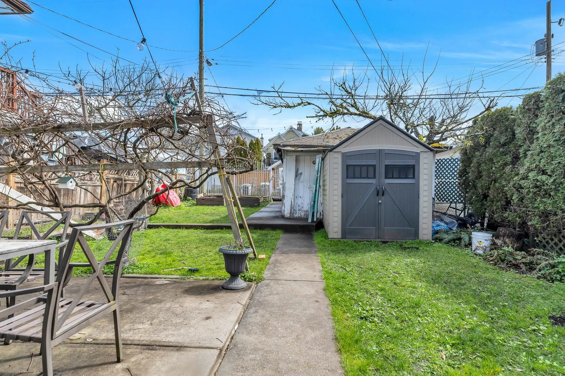 5092 Main Street