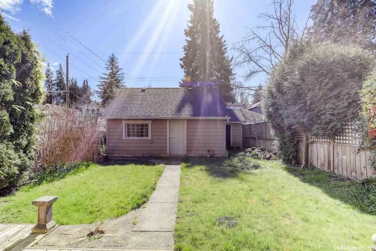 3870 W 17th Avenue