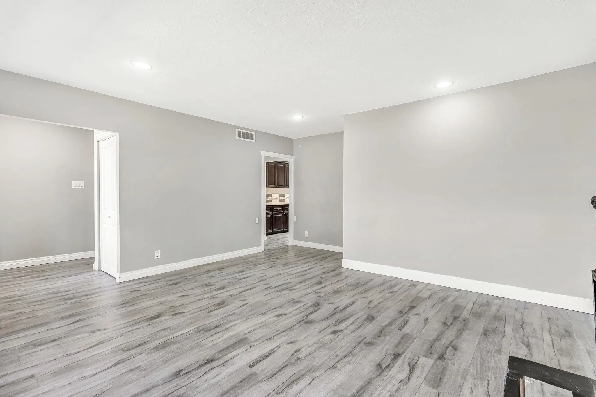 15112 Dove Place