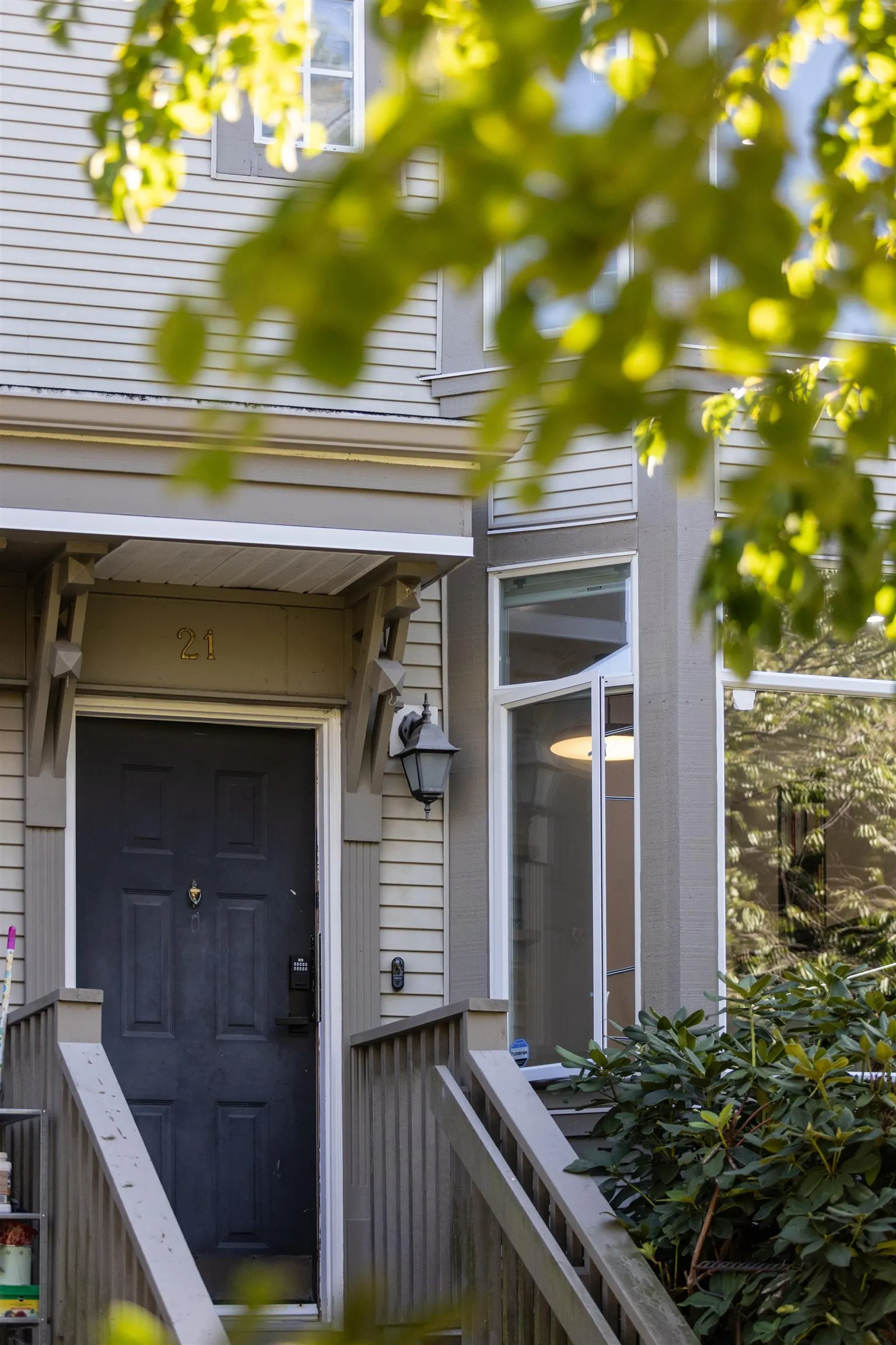 21 6179 No. 1 Road
