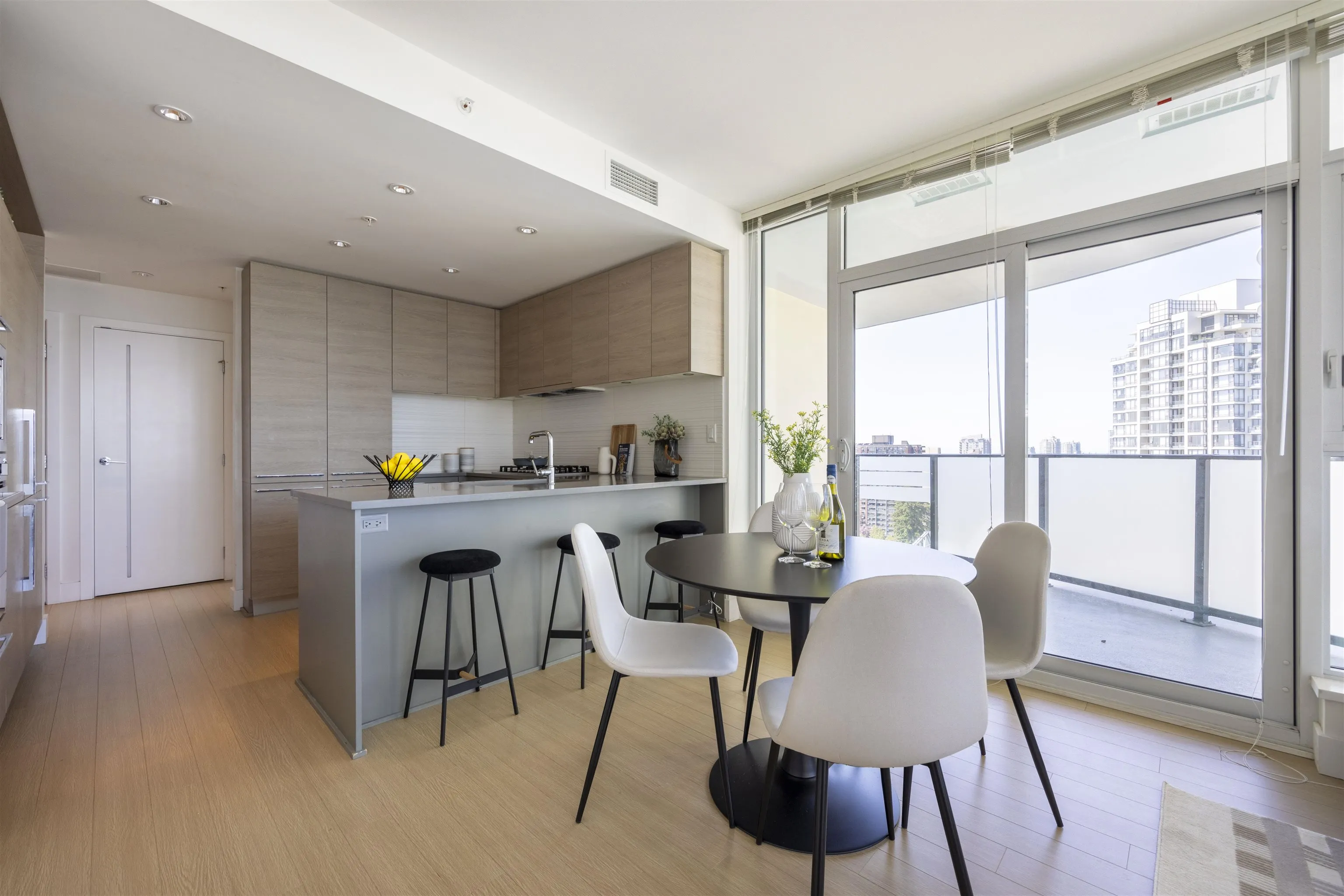 2002 7388 Kingsway