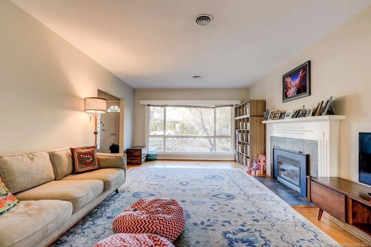 2016 W 48th Avenue