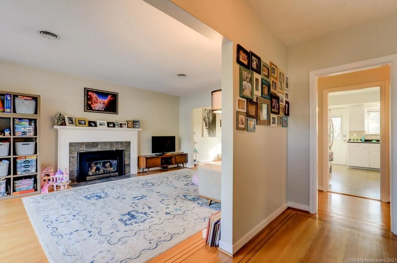 2016 W 48th Avenue