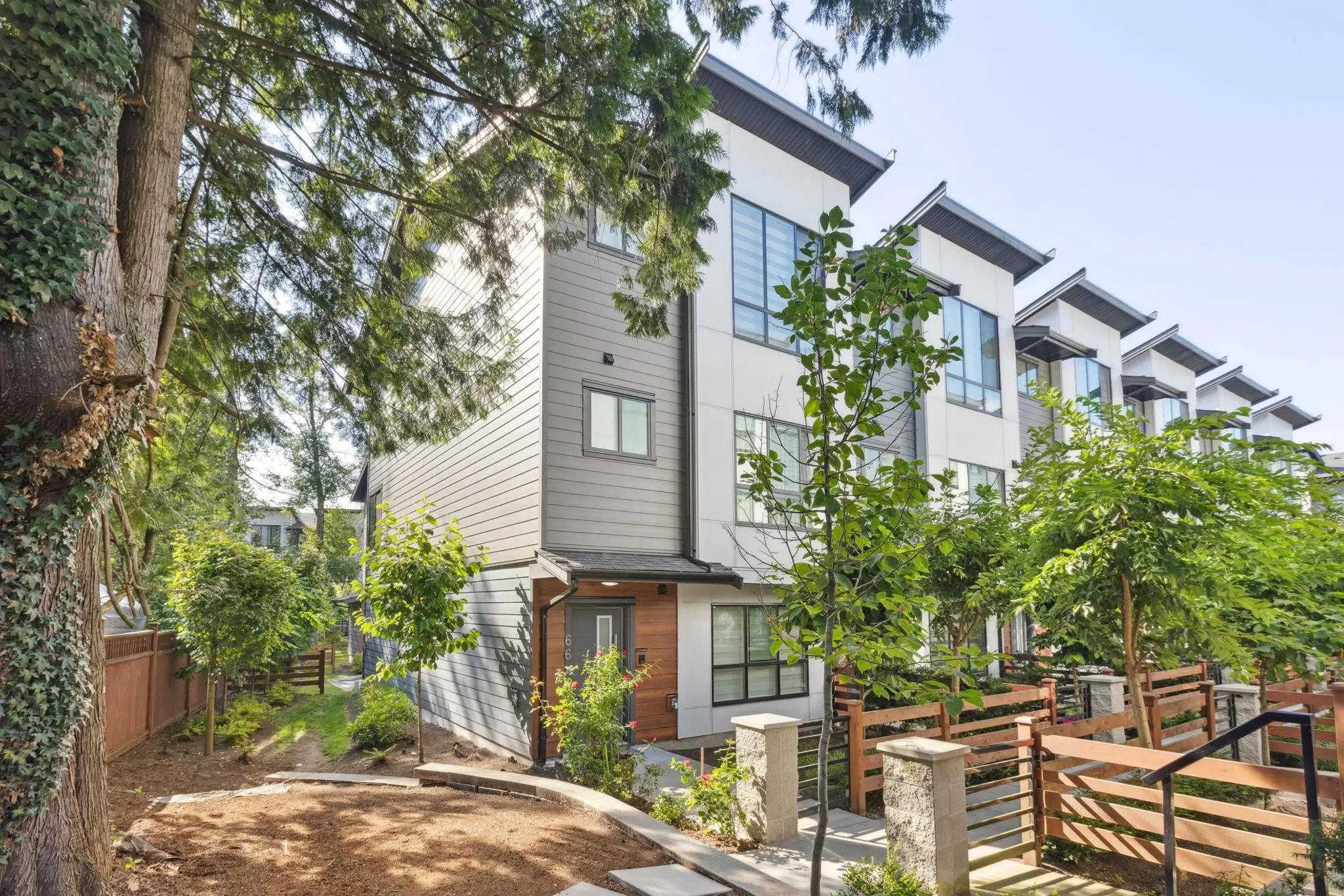 66 7177 194a Street
