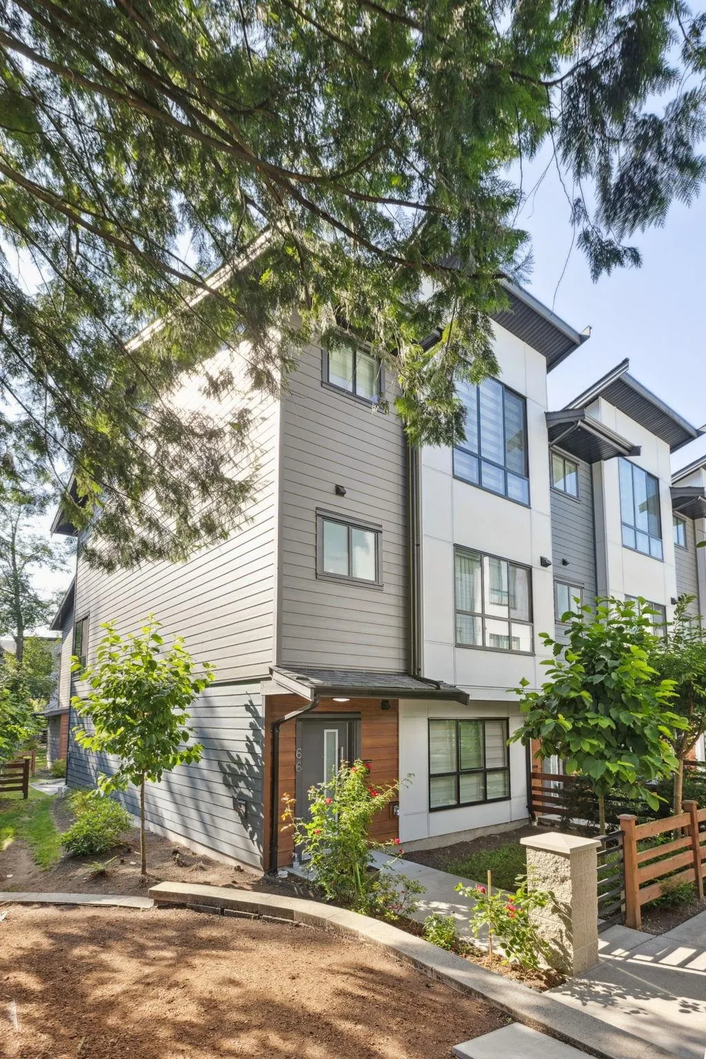 66 7177 194a Street