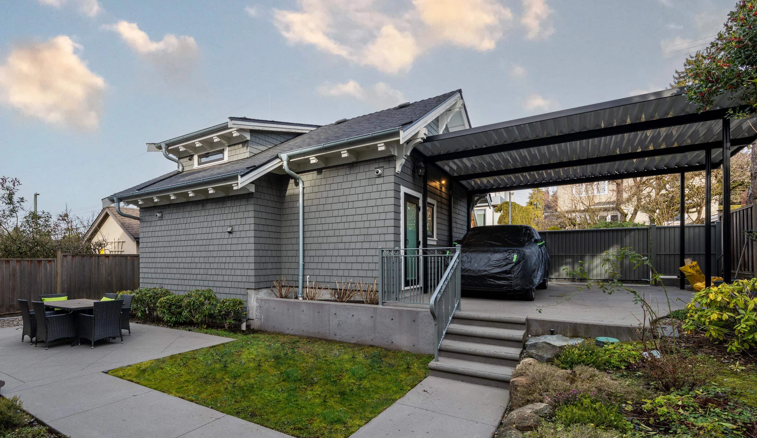 3407 W 33rd Avenue