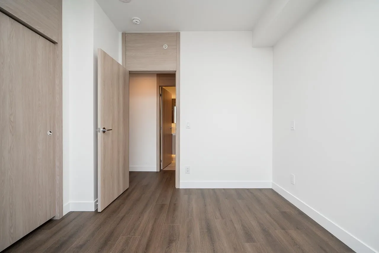 801 10750 135a Street