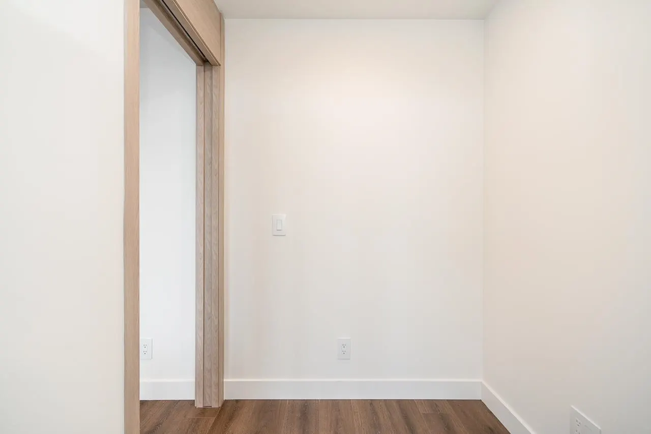 801 10750 135a Street