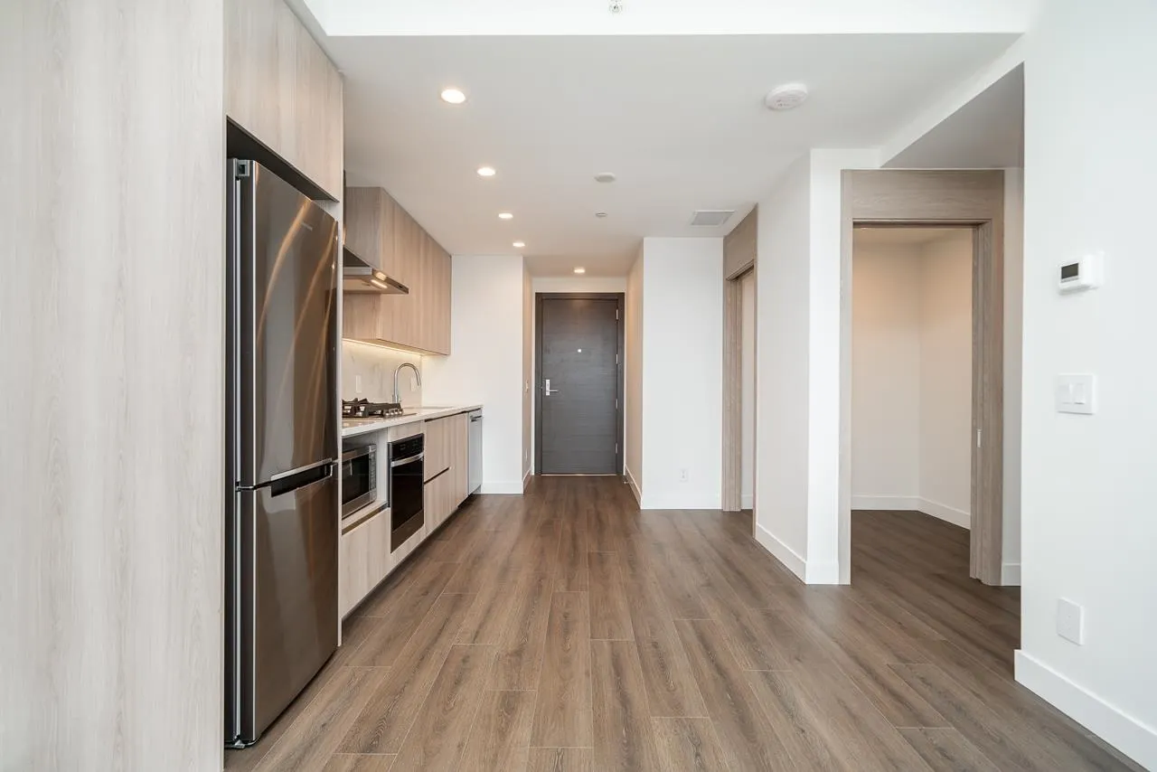 801 10750 135a Street