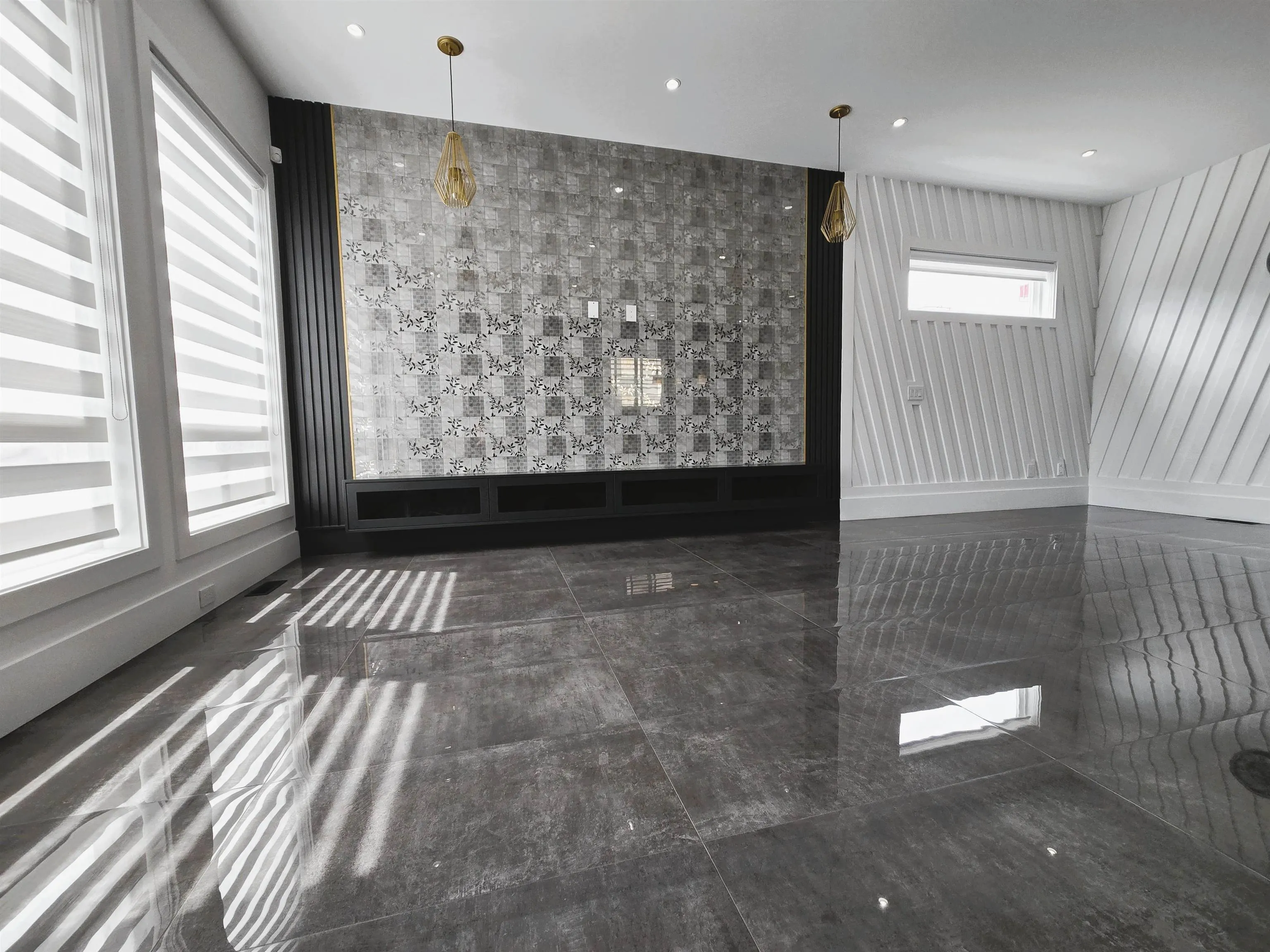 19228 Aloha Drive