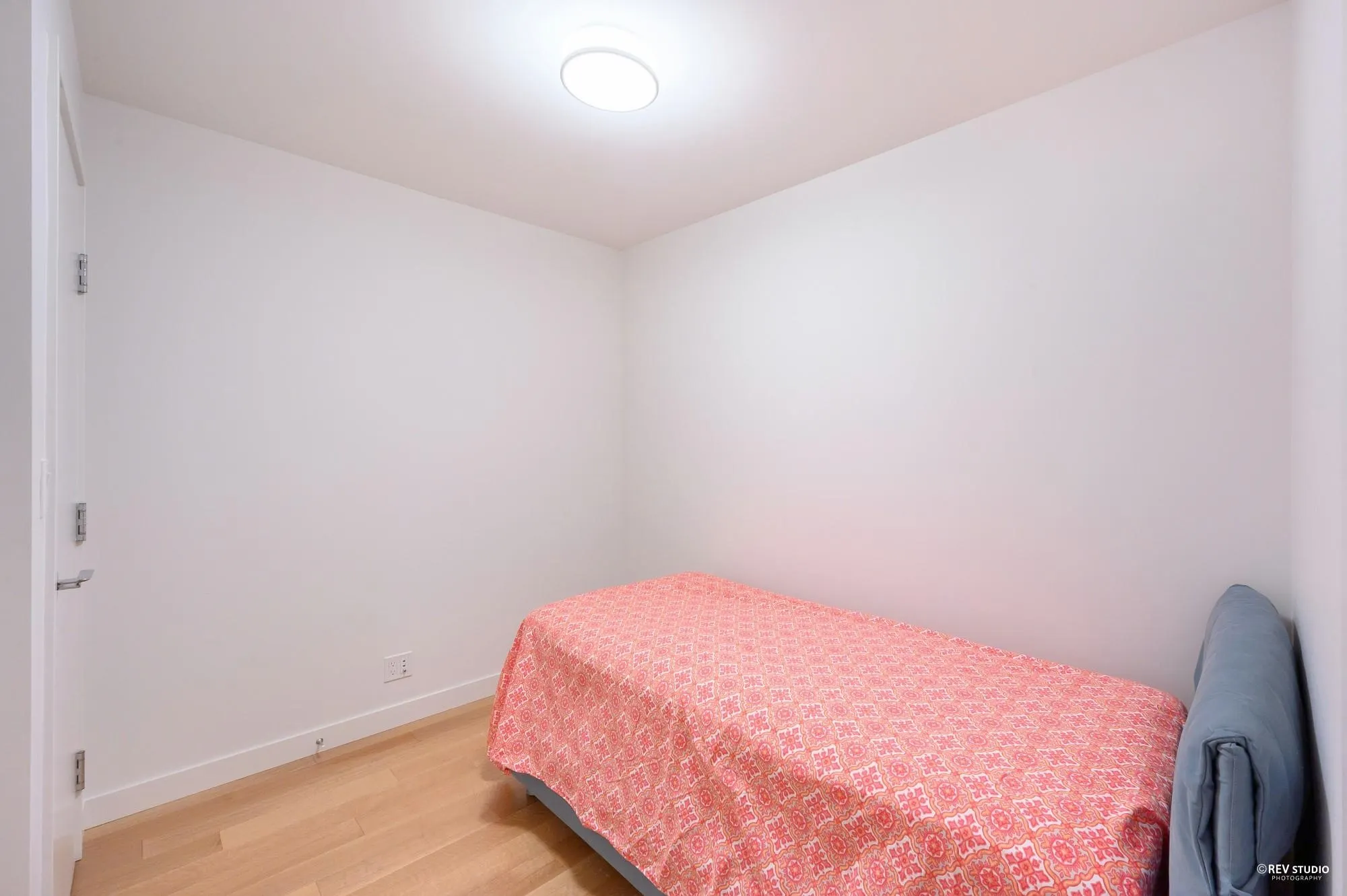 1003 6611 Pearson Way