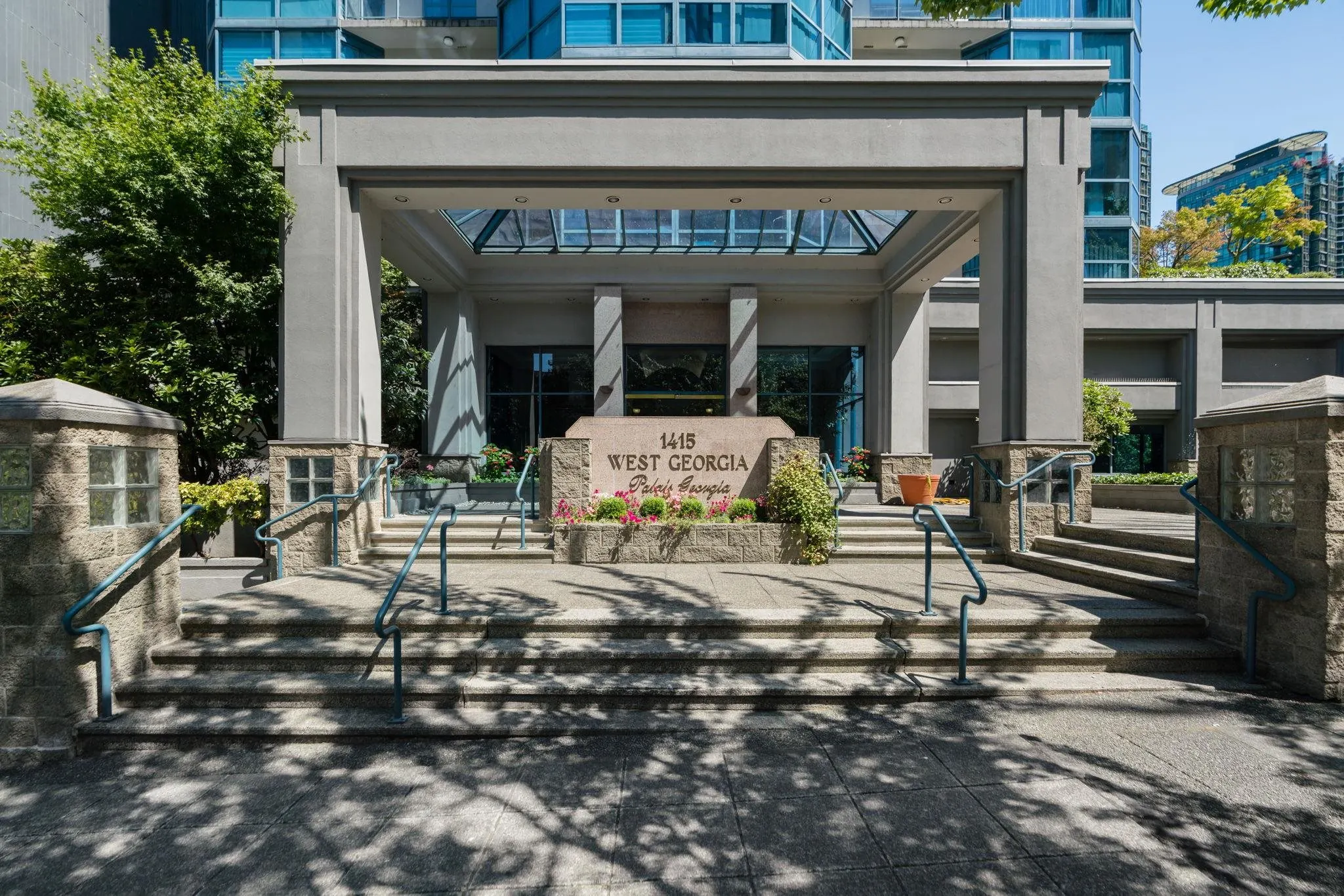 2303 1415 W Georgia Street