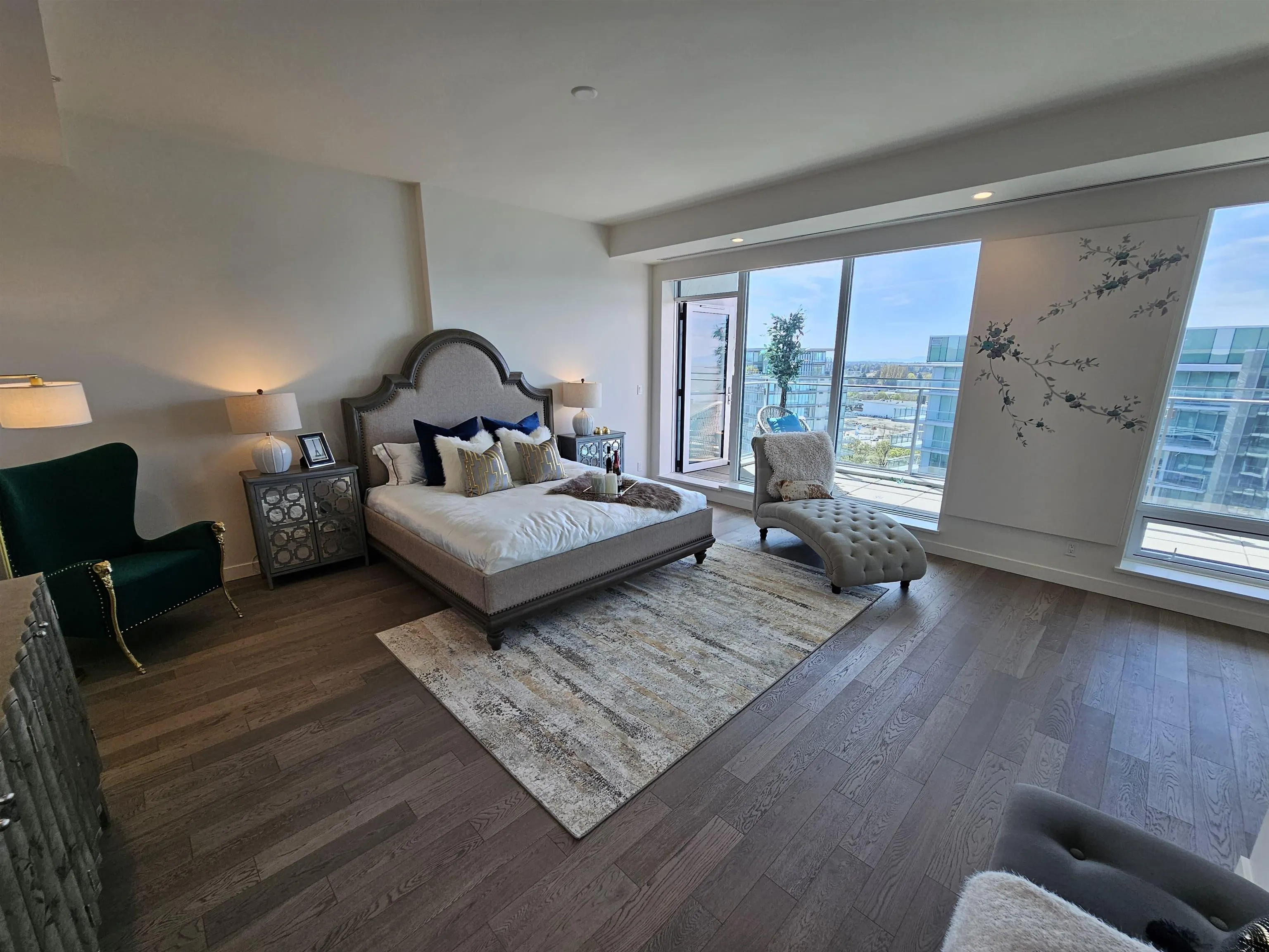 1201 6811 Pearson Way