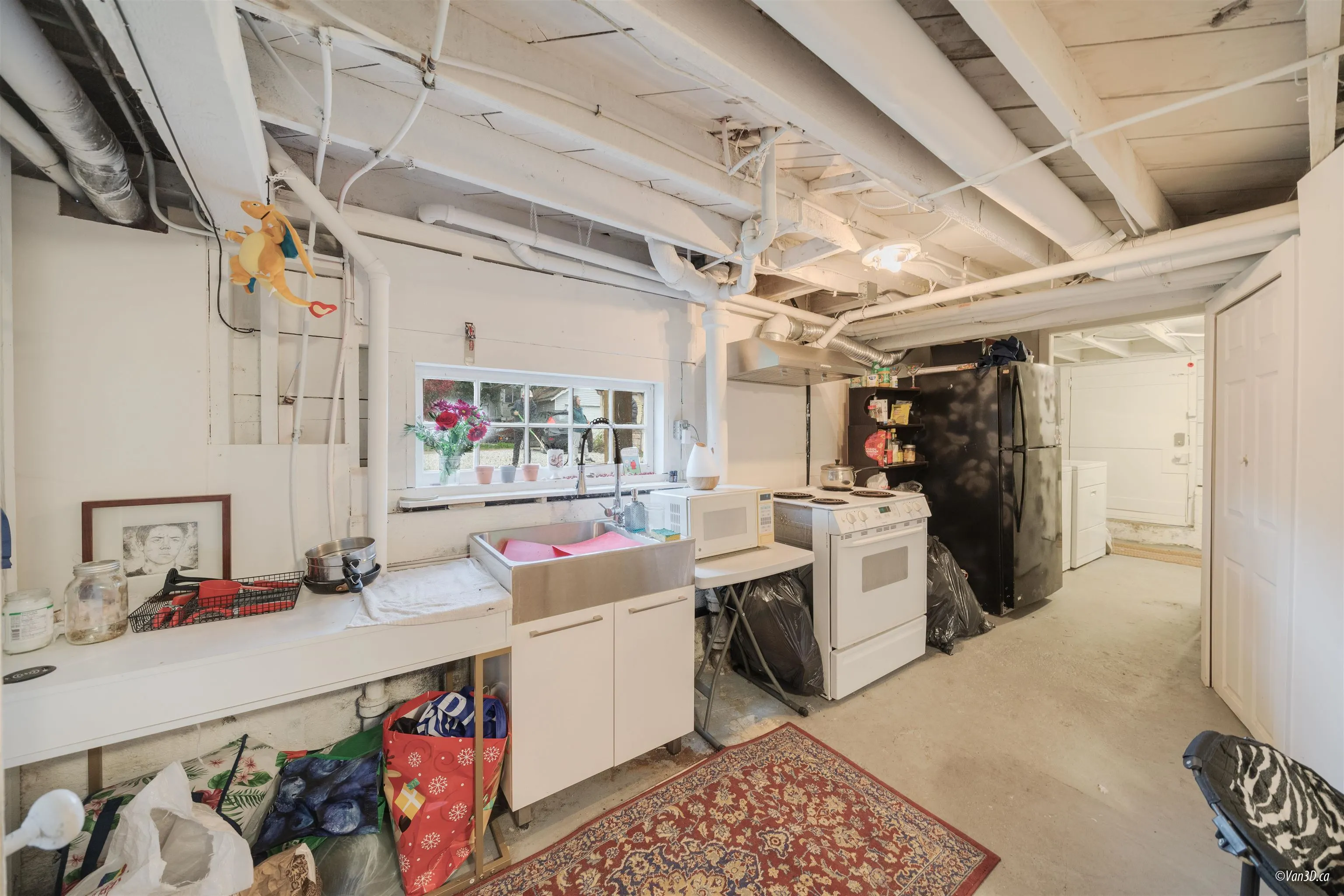 3425 W 8th Avenue