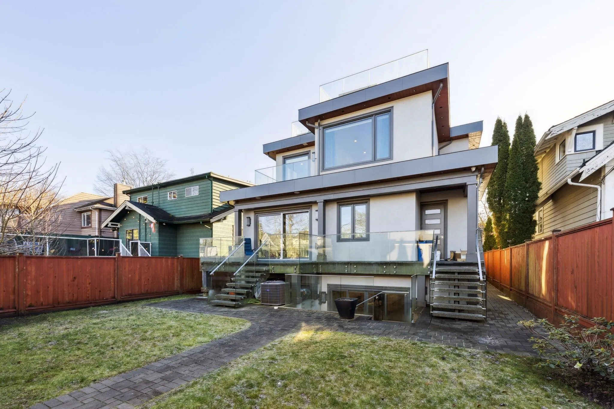 4437 W 13th Avenue