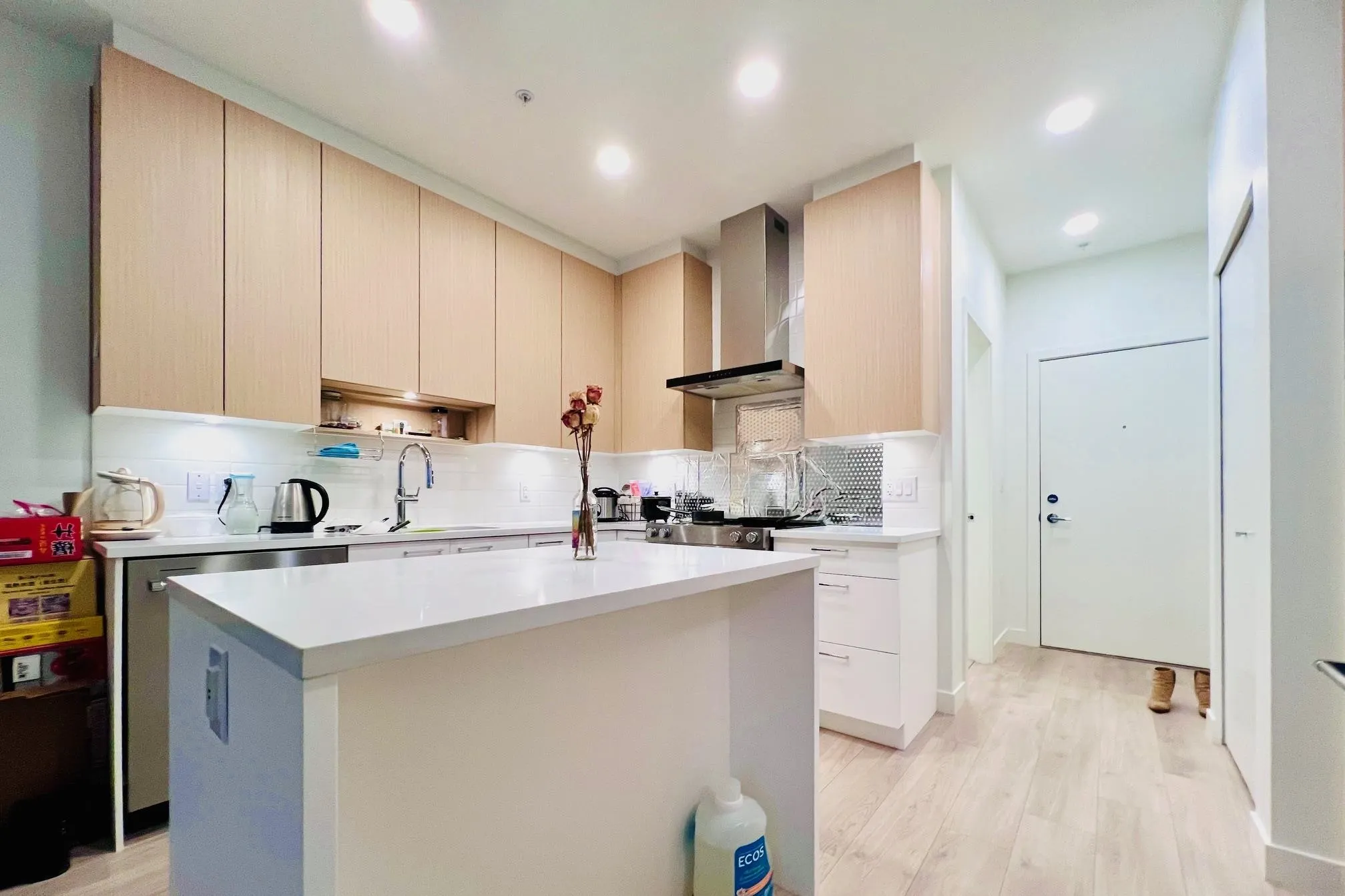 209 7588 16th Street