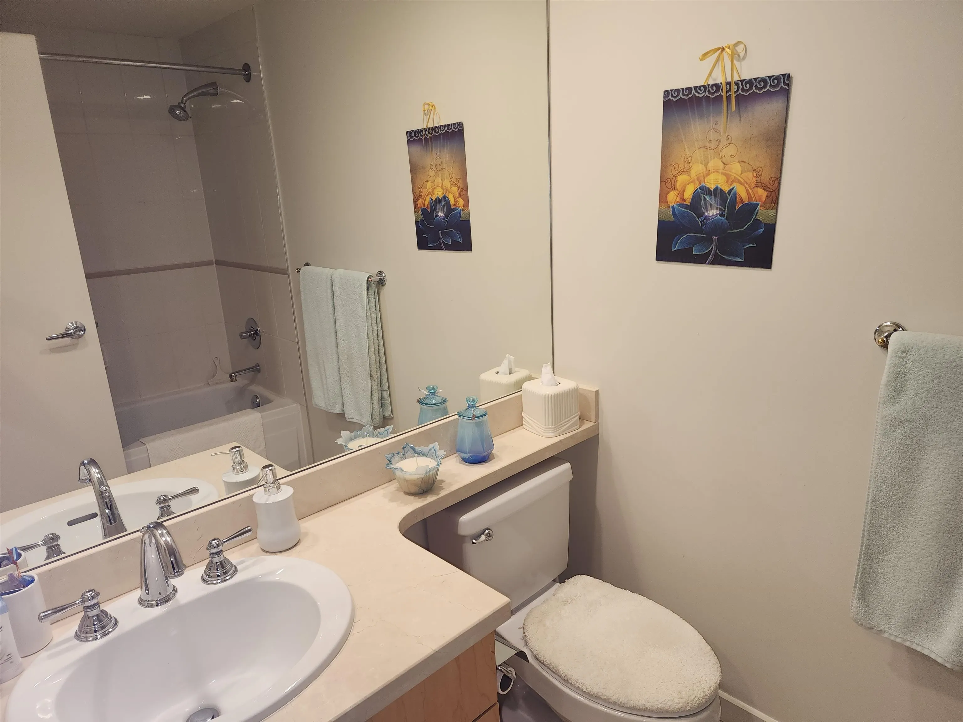 1002 1710 Bayshore Drive