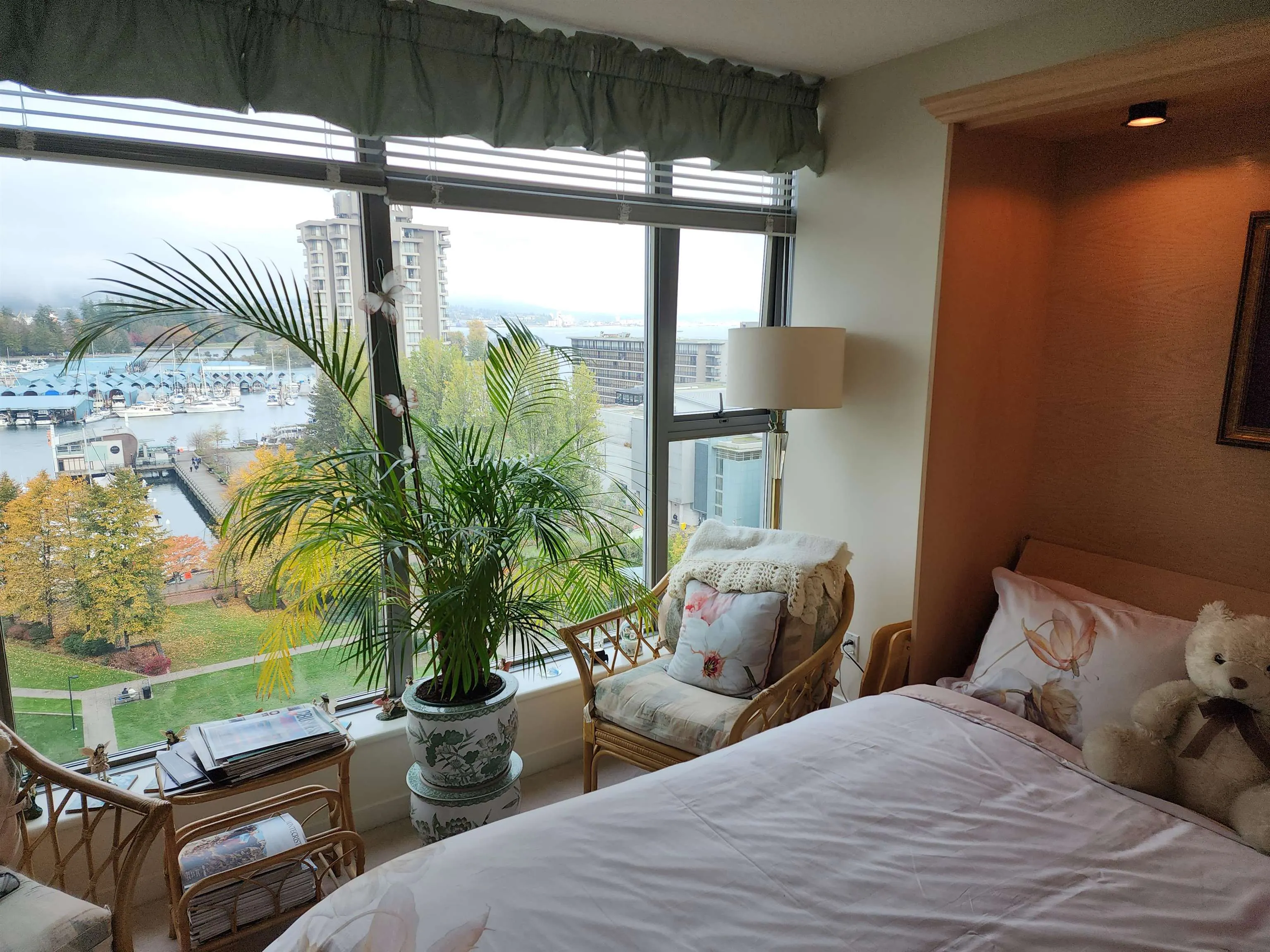 1002 1710 Bayshore Drive