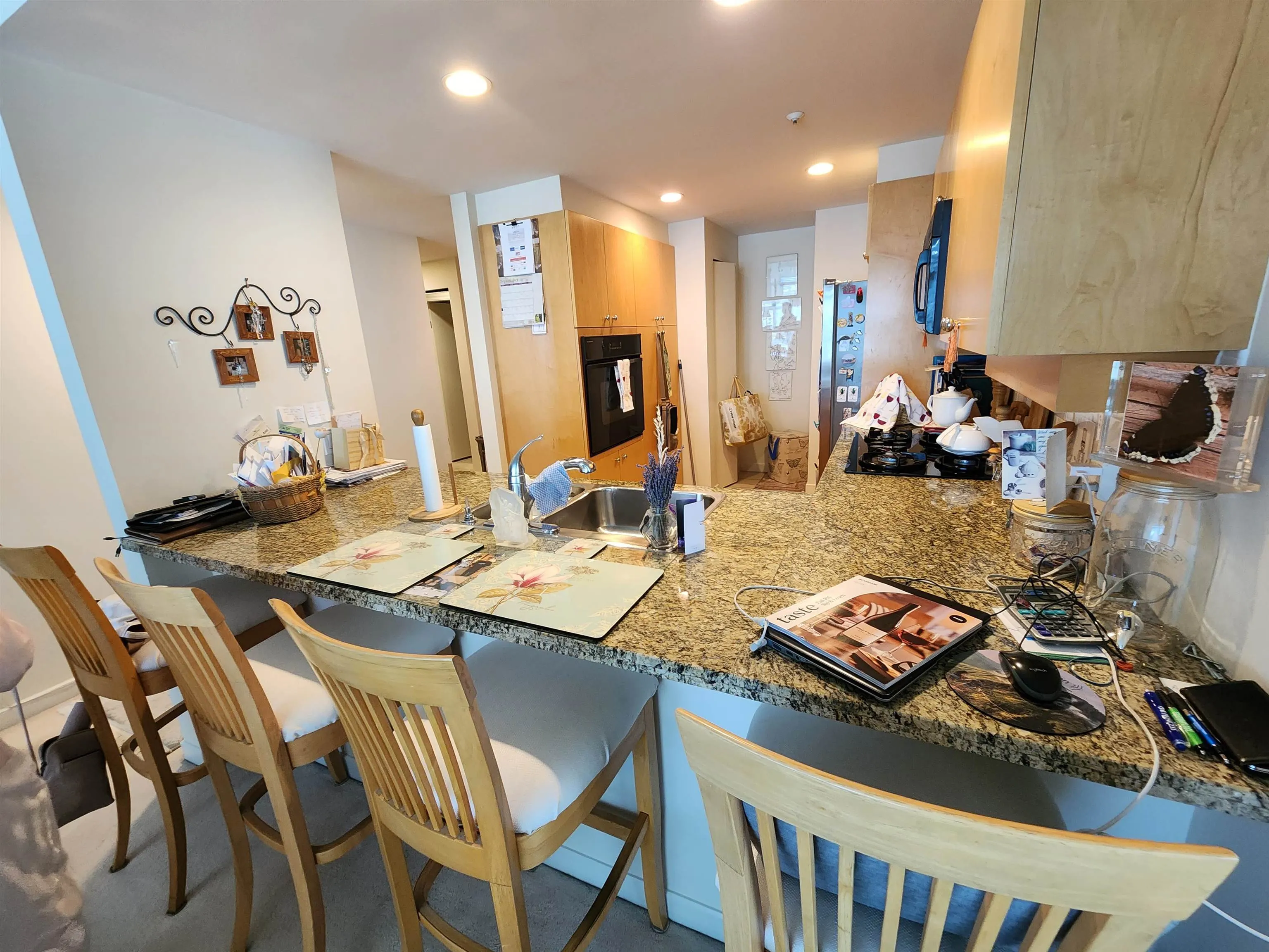 1002 1710 Bayshore Drive