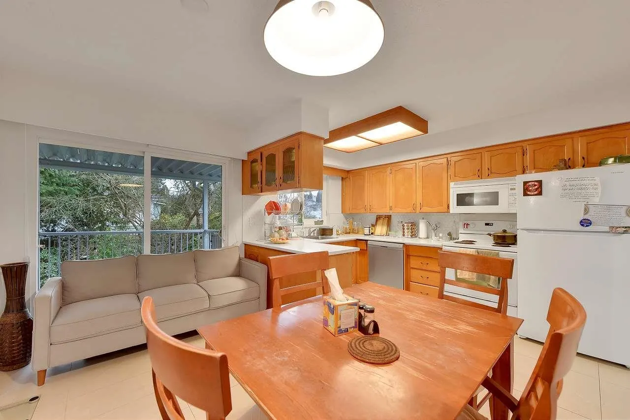 11140 Partridge Crescent