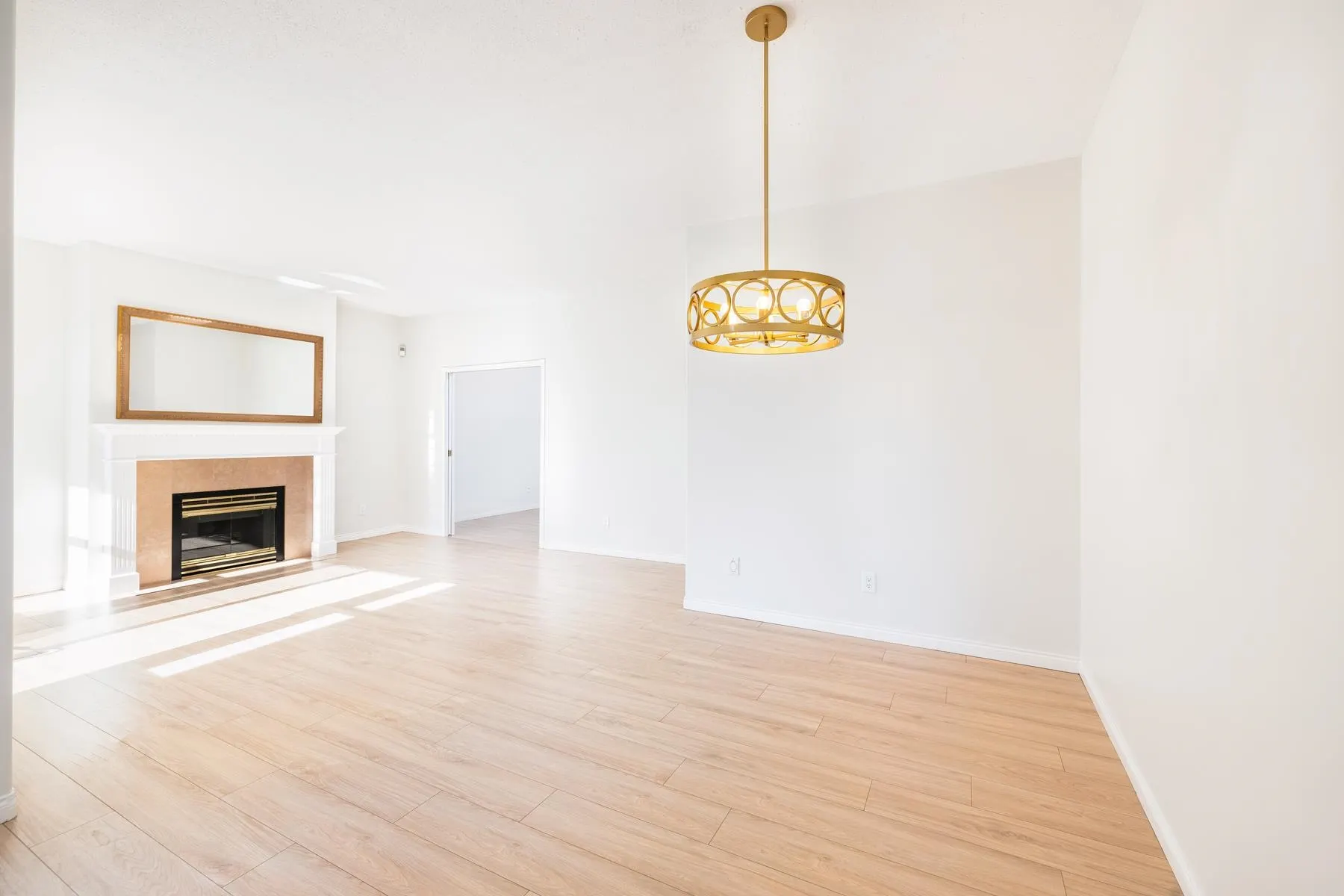 105 1221 Johnston Road