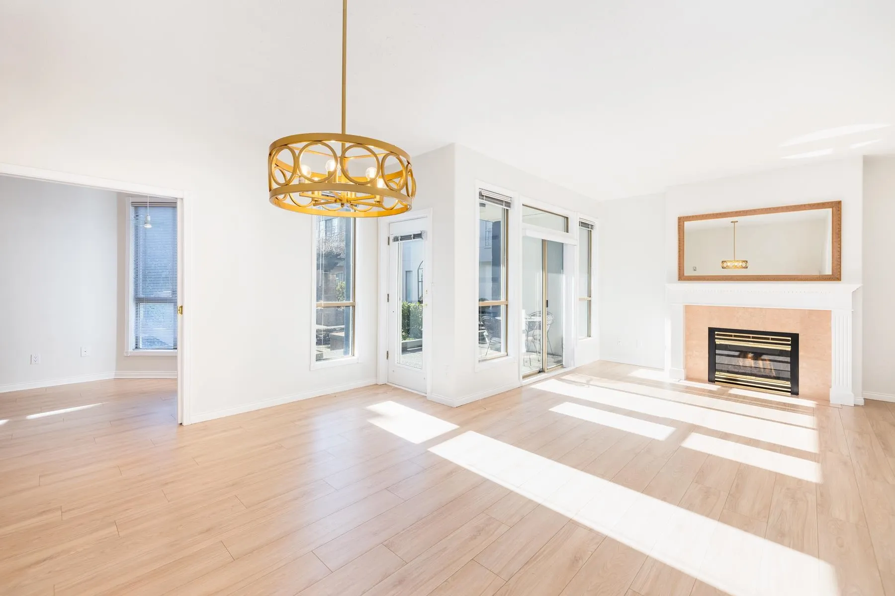 105 1221 Johnston Road