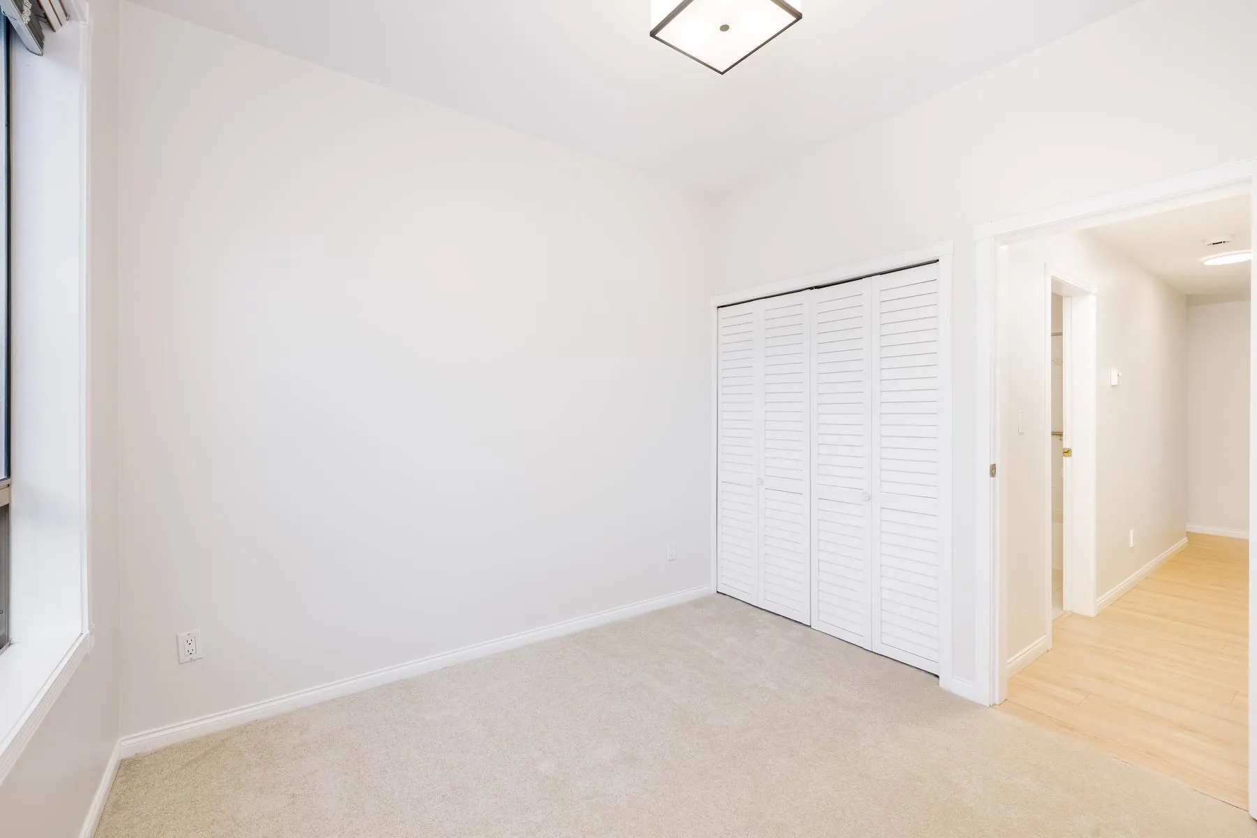 105 1221 Johnston Road