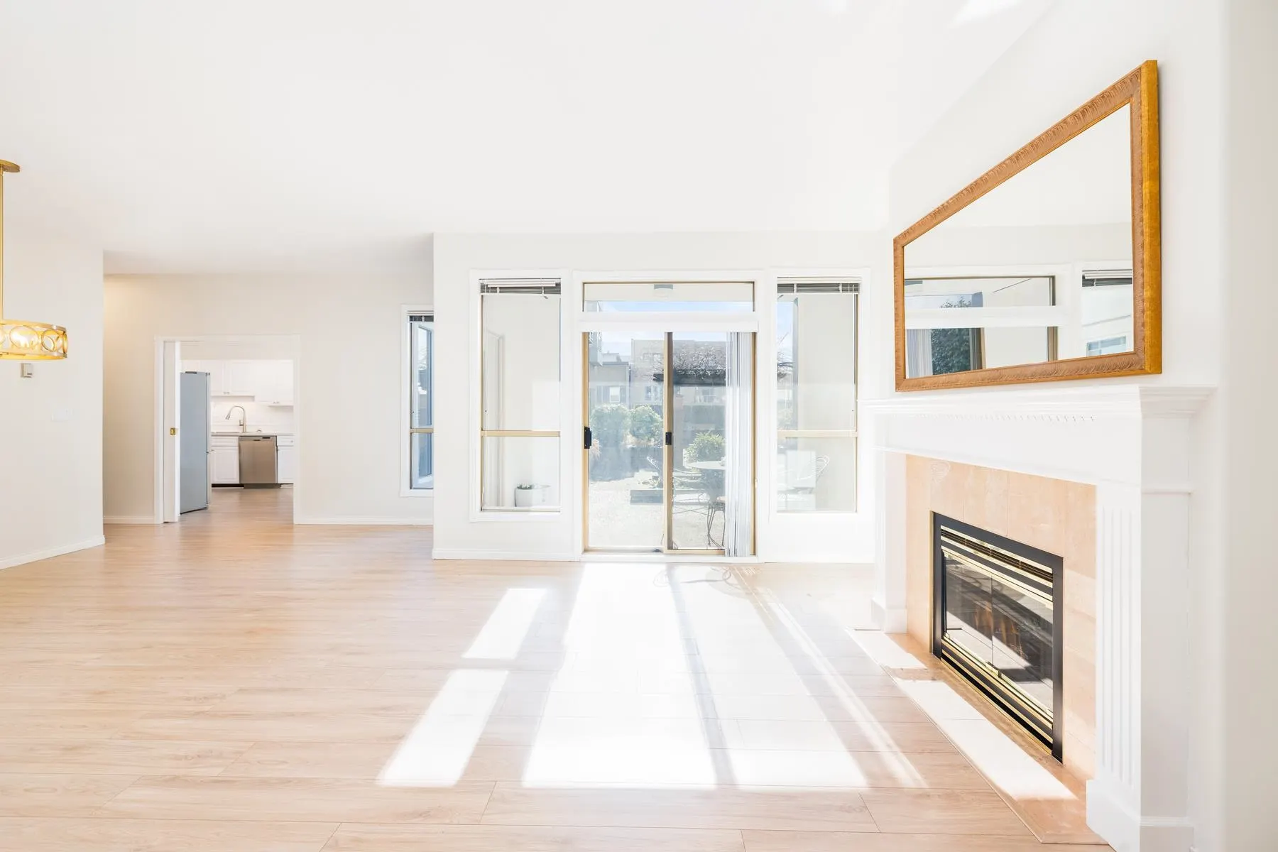 105 1221 Johnston Road