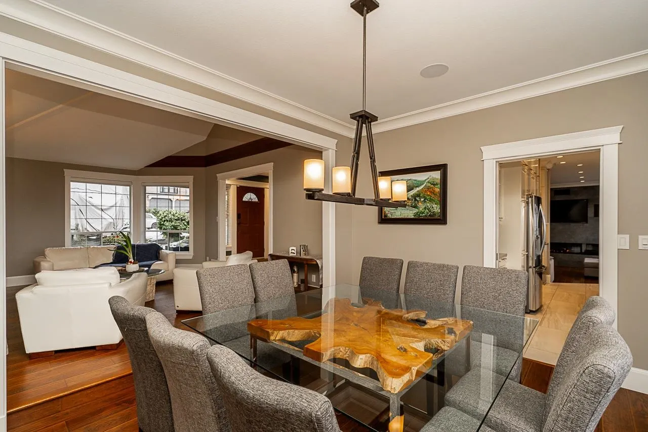 75 Timbercrest Drive