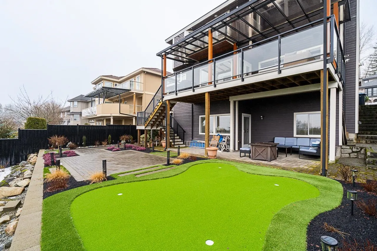 75 Timbercrest Drive