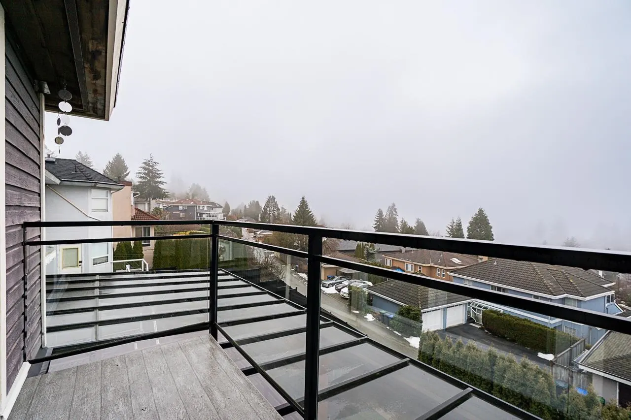 75 Timbercrest Drive