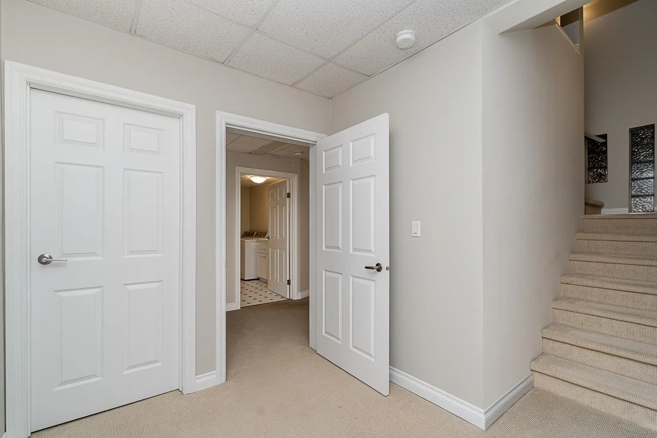 75 Timbercrest Drive