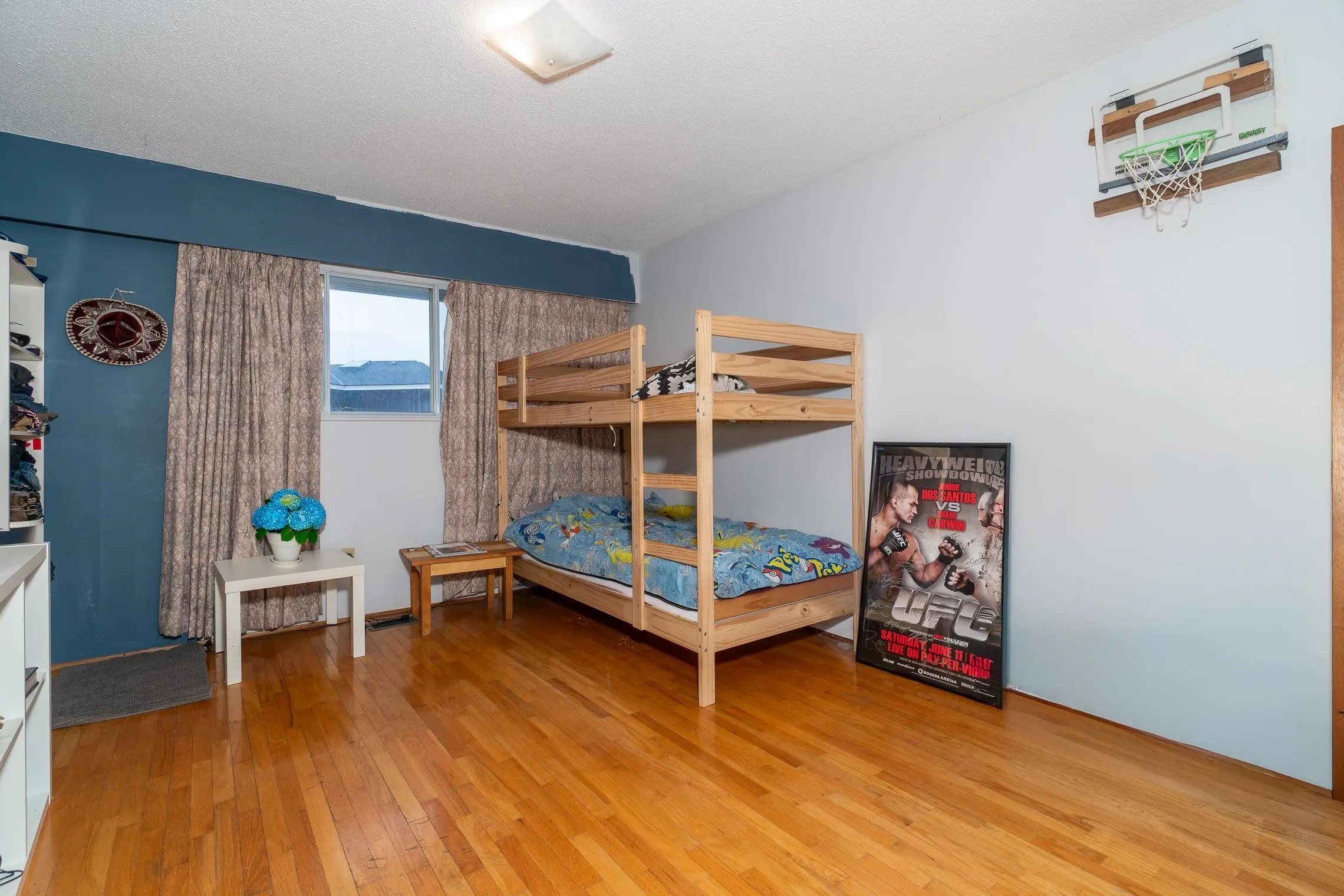6460 Azure Road