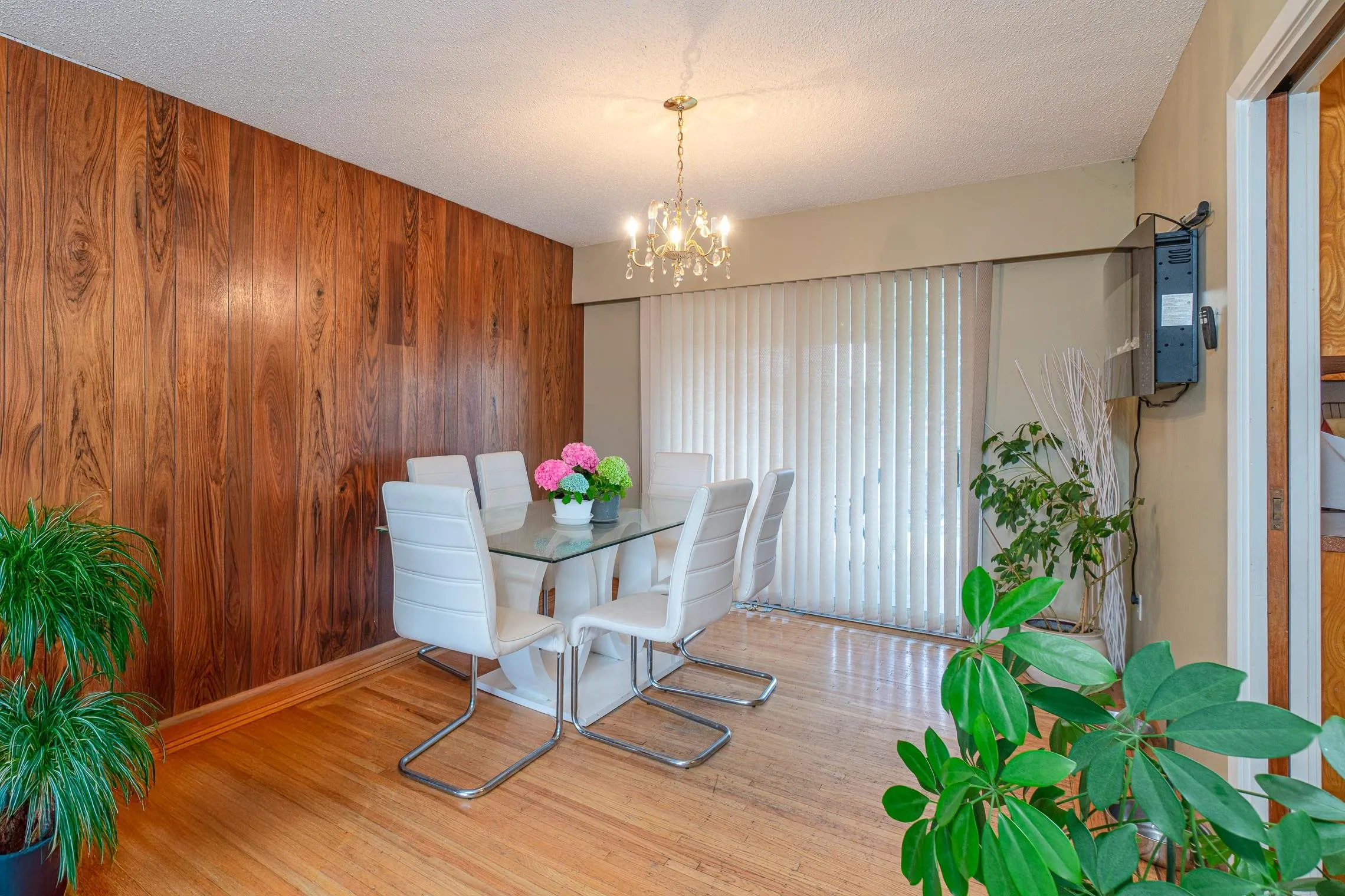 6460 Azure Road