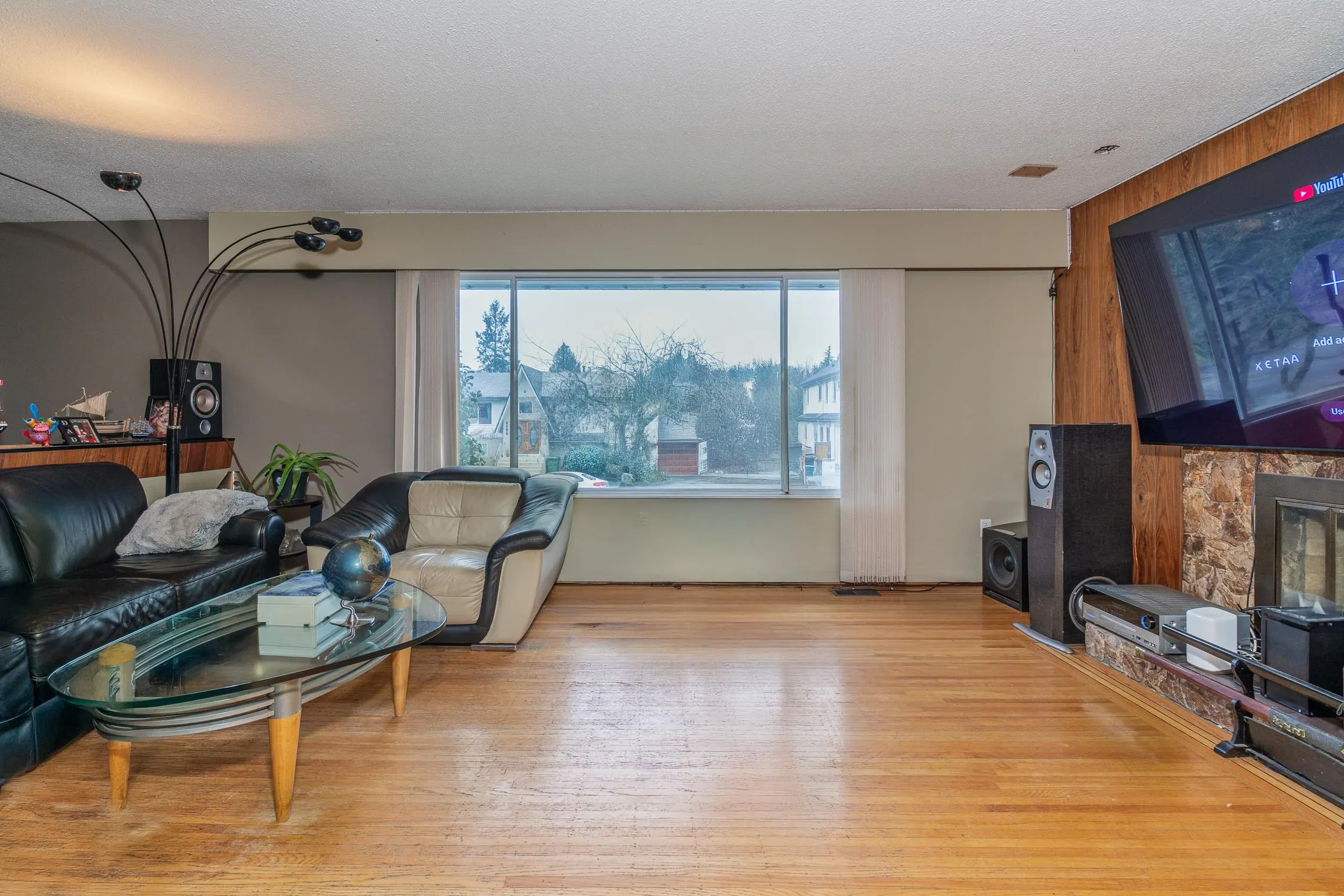 6460 Azure Road