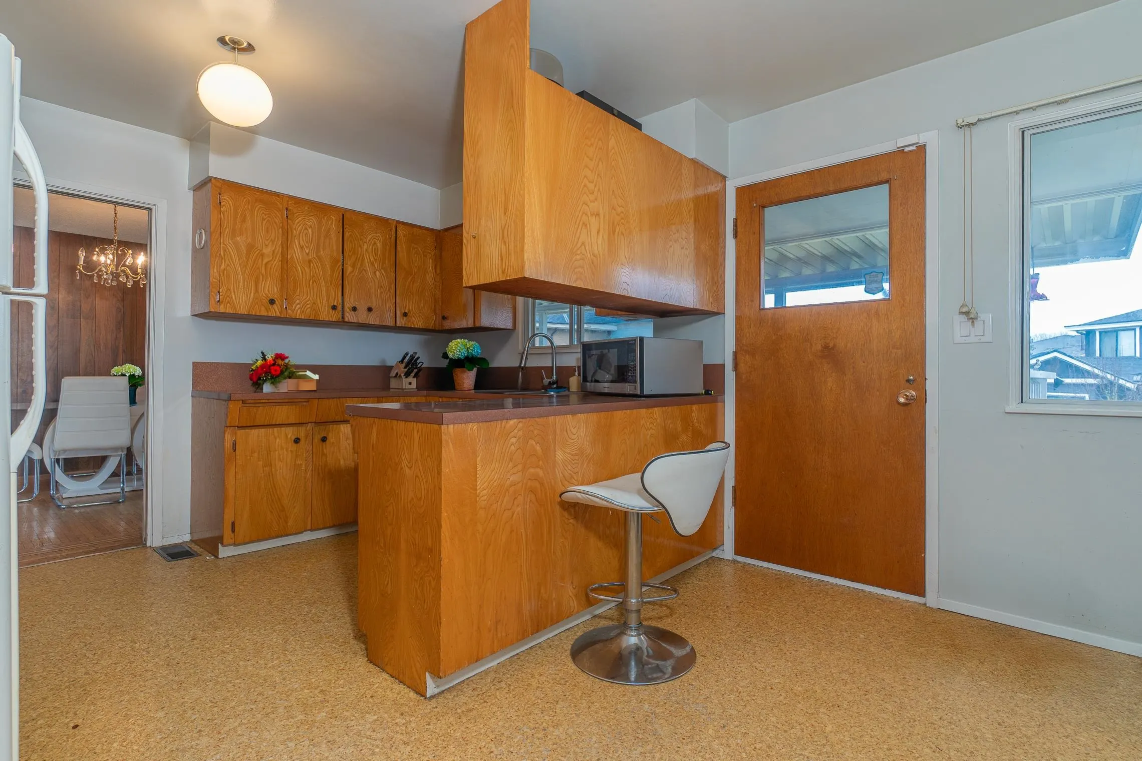 6460 Azure Road
