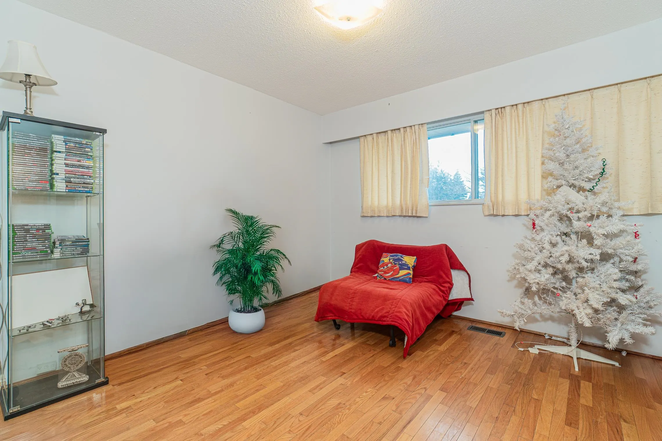 6460 Azure Road