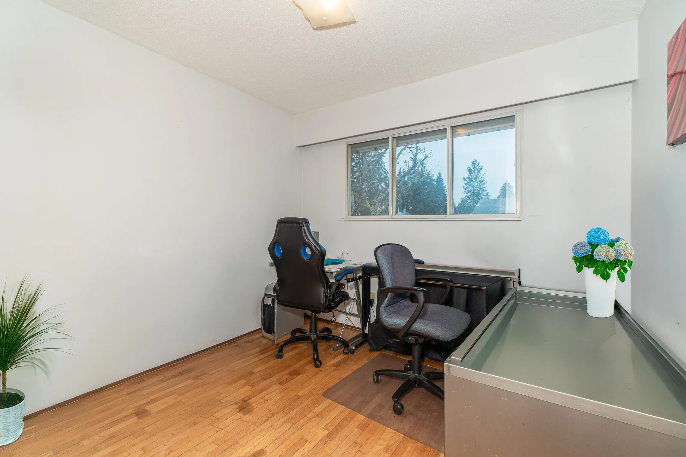 6460 Azure Road
