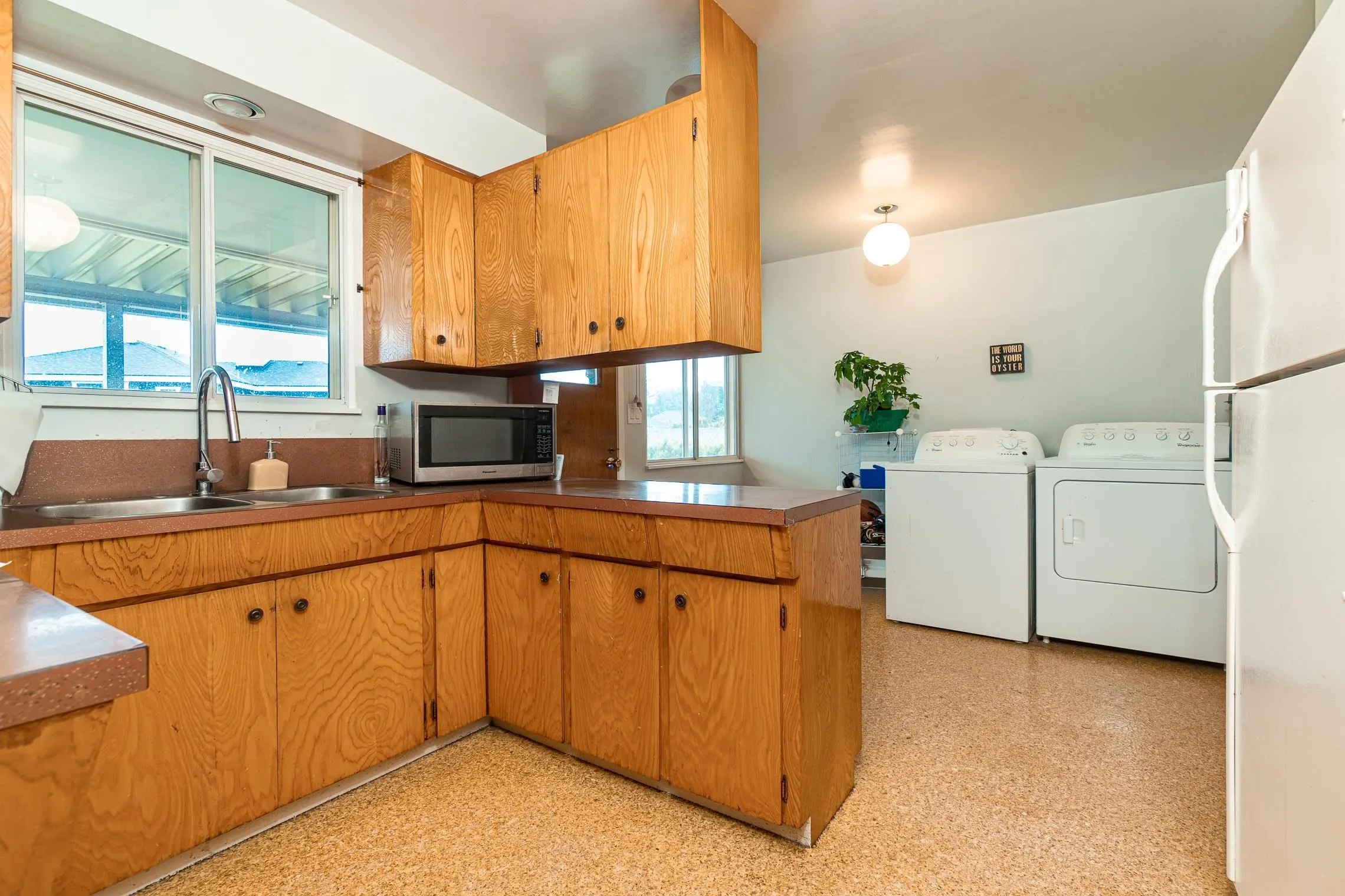 6460 Azure Road