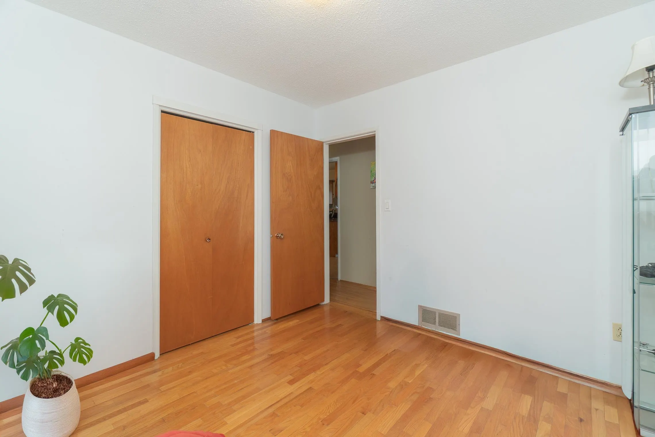 6460 Azure Road