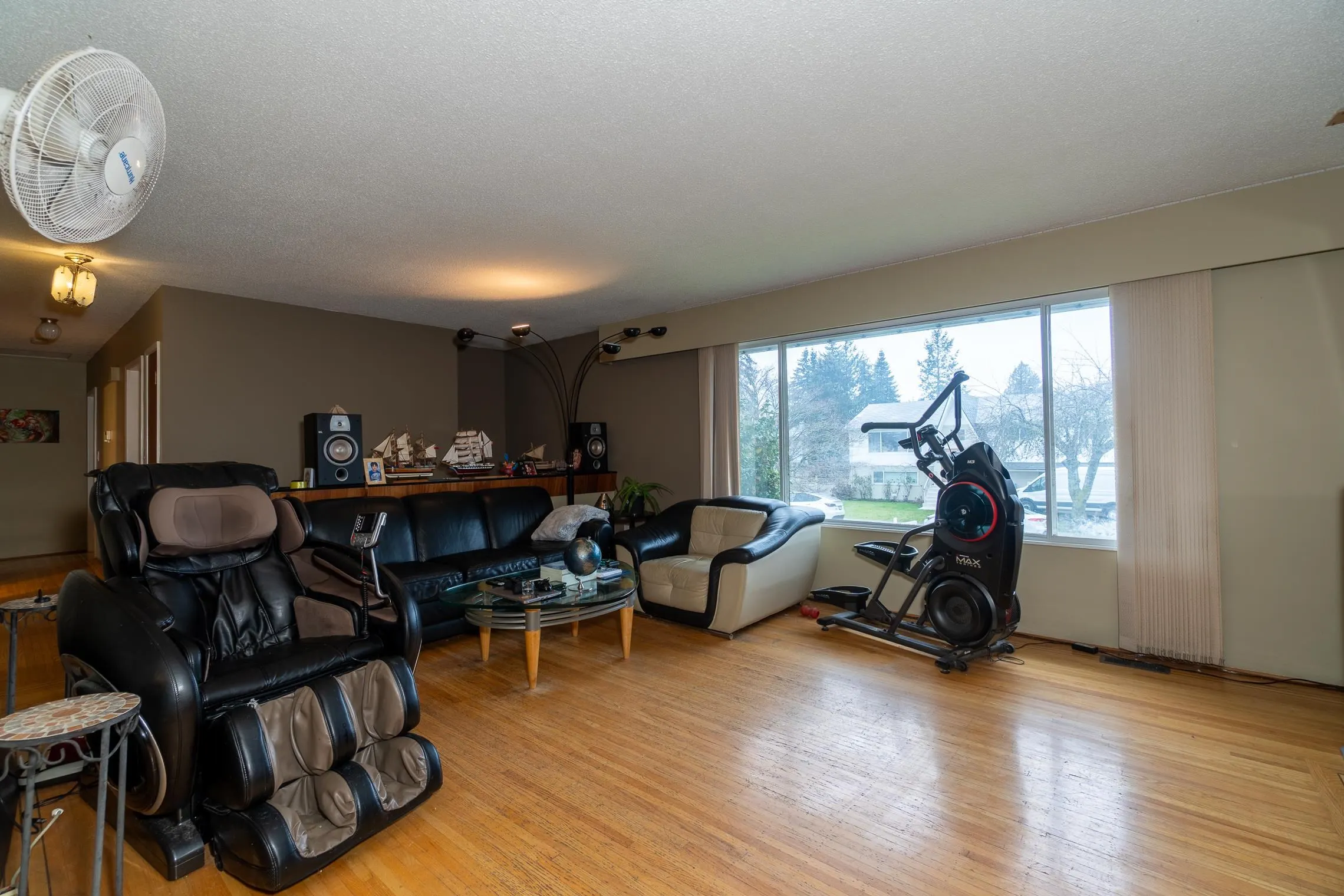 6460 Azure Road