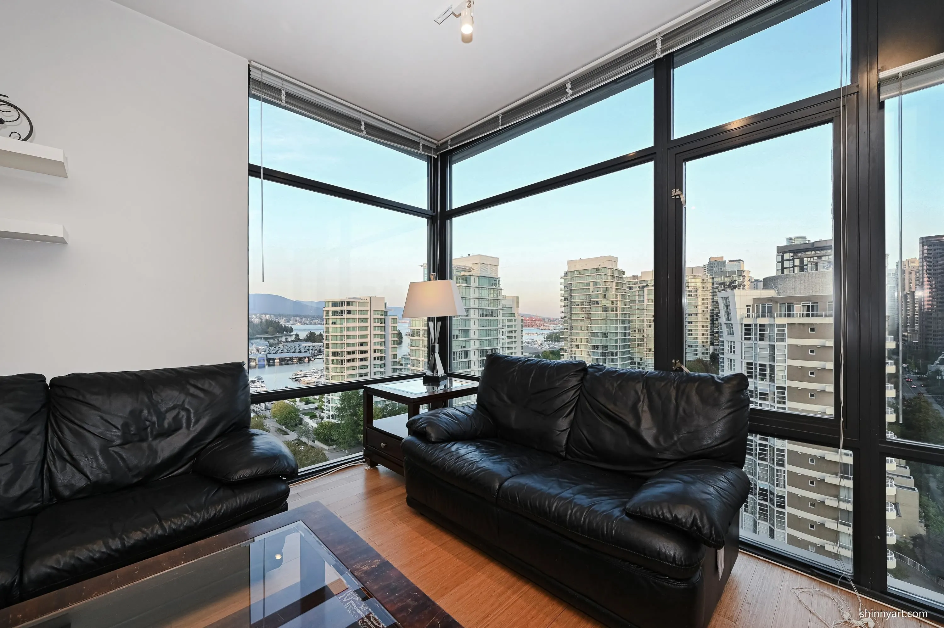 1602 1863 Alberni Street