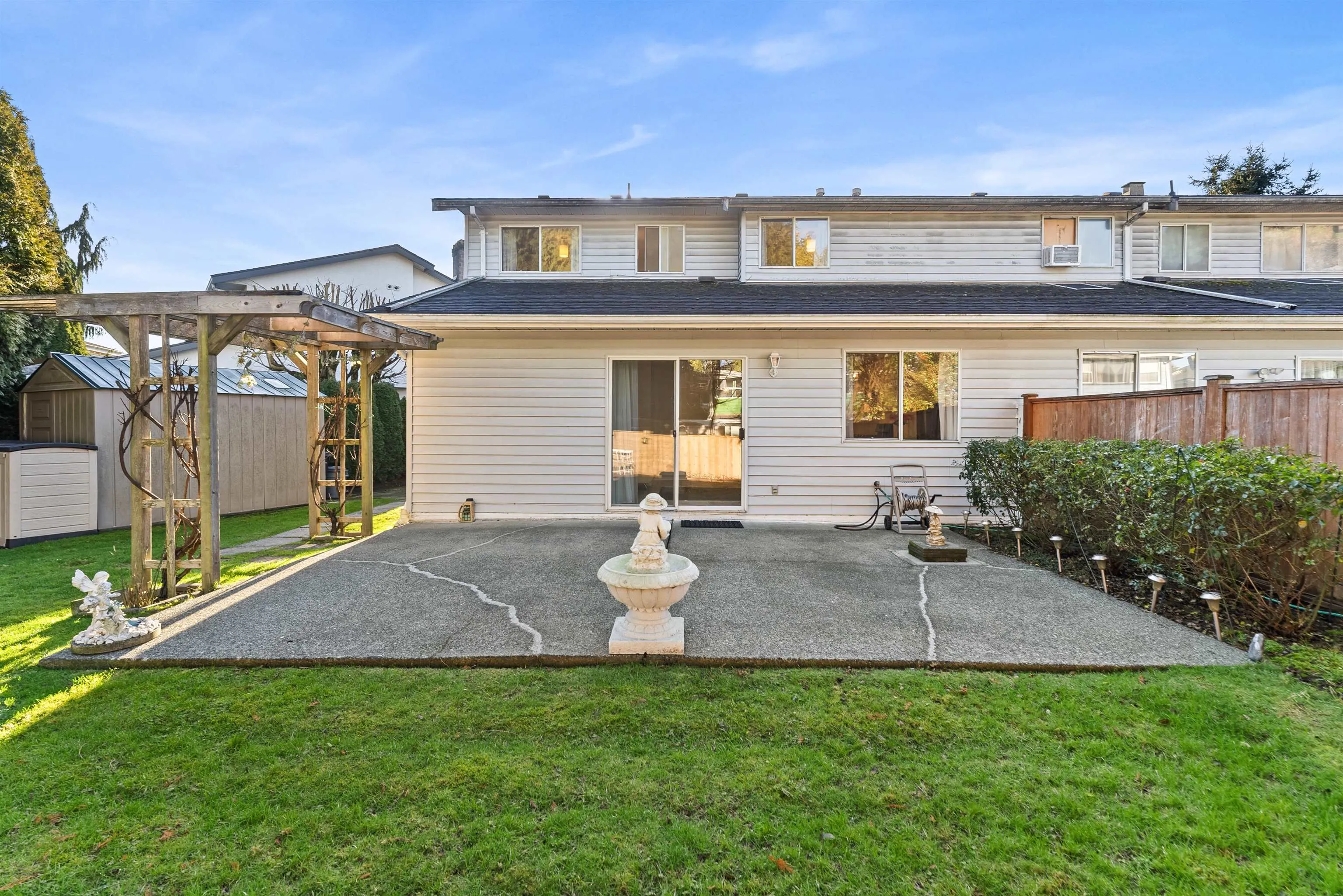 2 10522 Kozier Drive