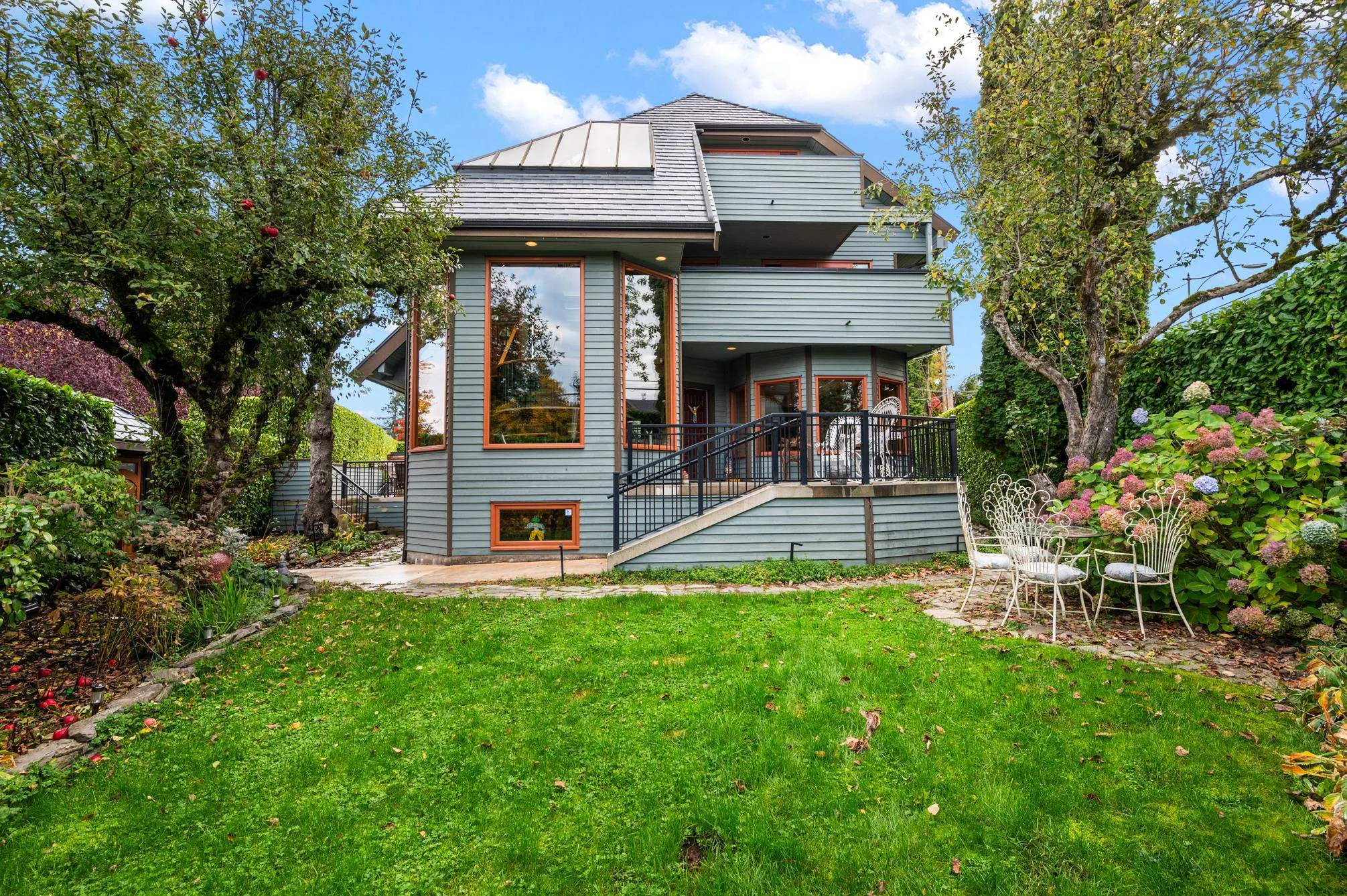 3850 Point Grey Road