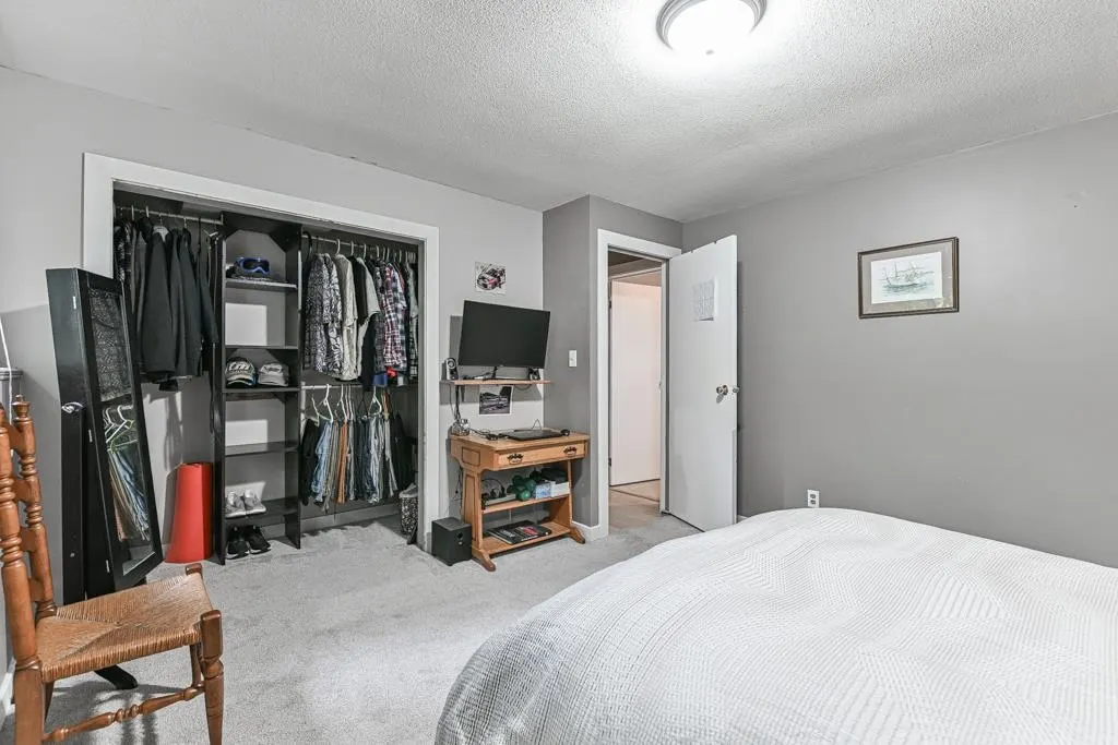 3176 Old Clayburn Road