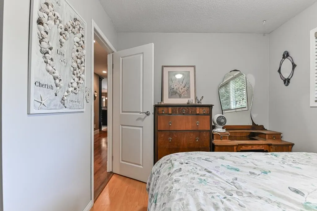 3176 Old Clayburn Road